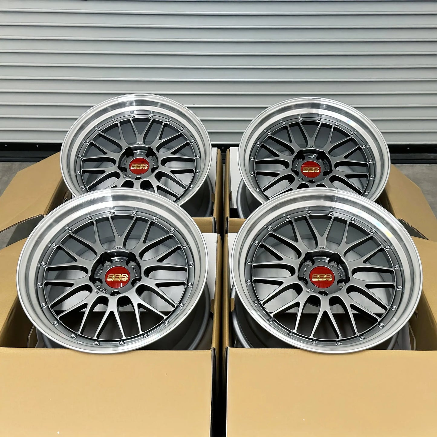 BBS LM 19x9.5 +20, 19x11 +25 5x120 Diamond Black (SET)