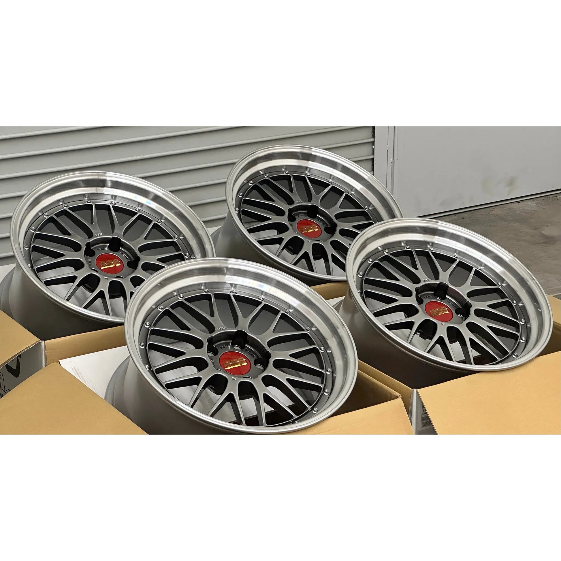 BBS LM 19x9.5 +20, 19x11 +25 5x120 Diamond Black (SET)