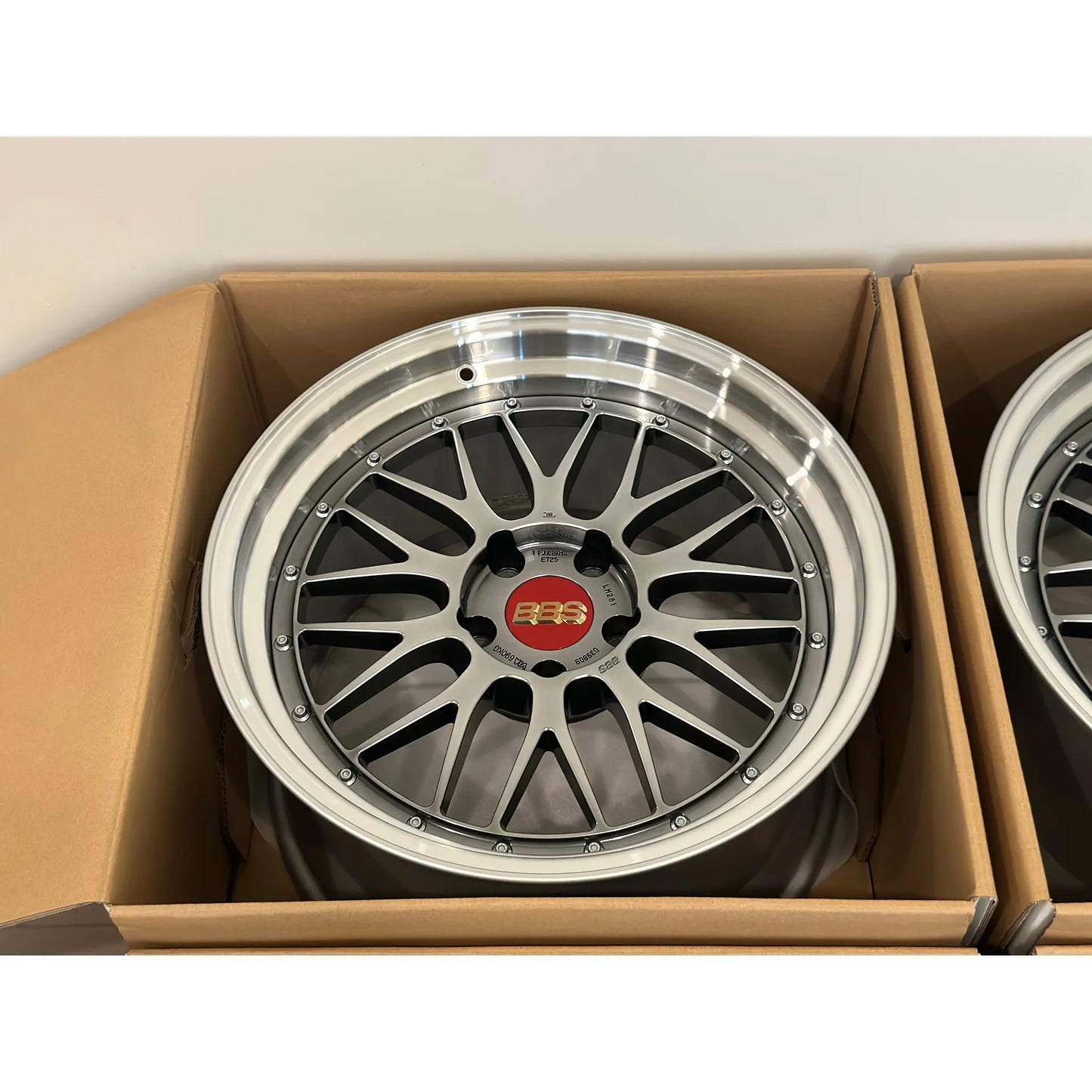 BBS LM 19x9.5 +22, 19x11 +25 5x120 Diamond Black (SET)