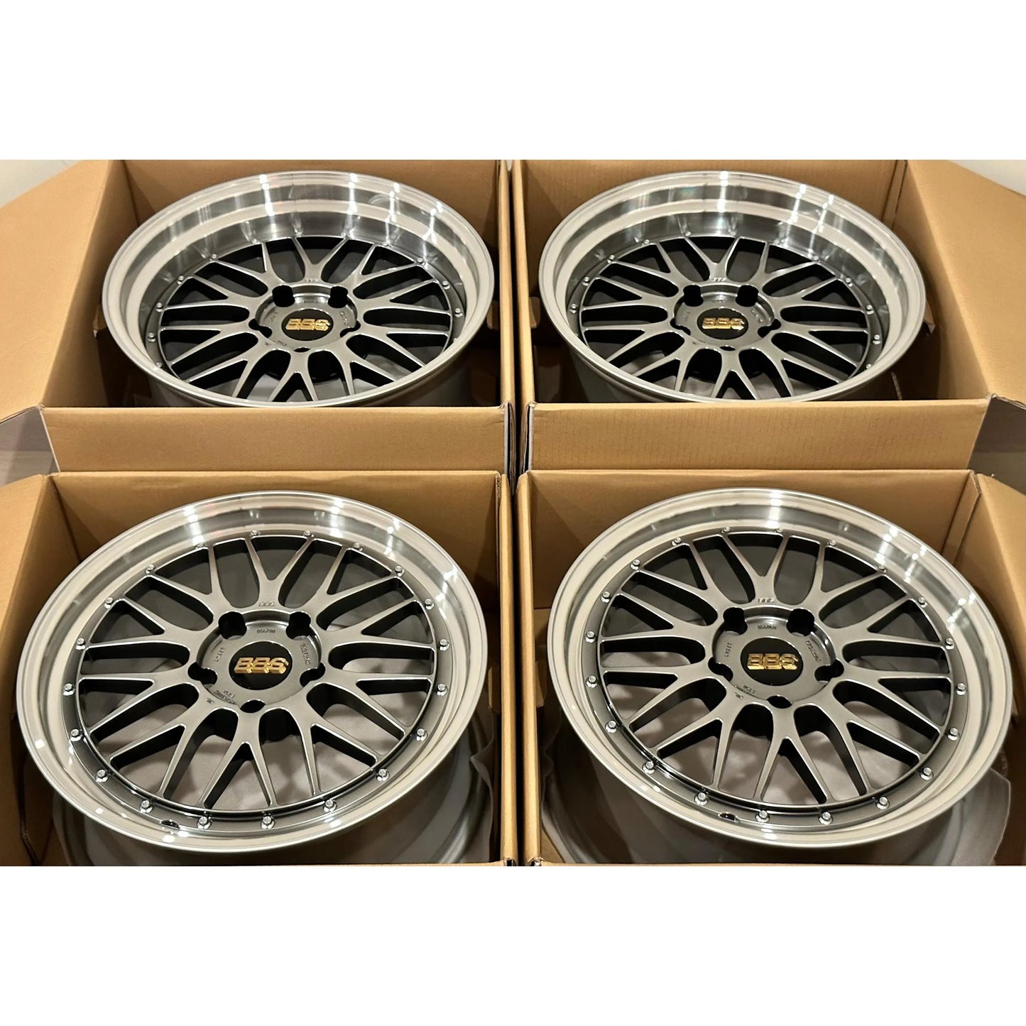 BBS LM 19x8.5 +50, 19x12 +44 5x130 Diamond Black (SET)