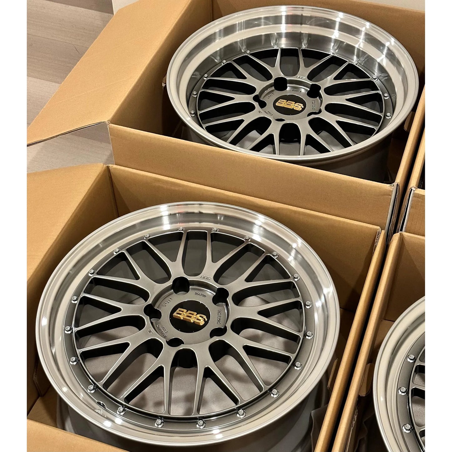 BBS LM 19x8.5 +50, 19x12 +44 5x130 Diamond Black (SET)