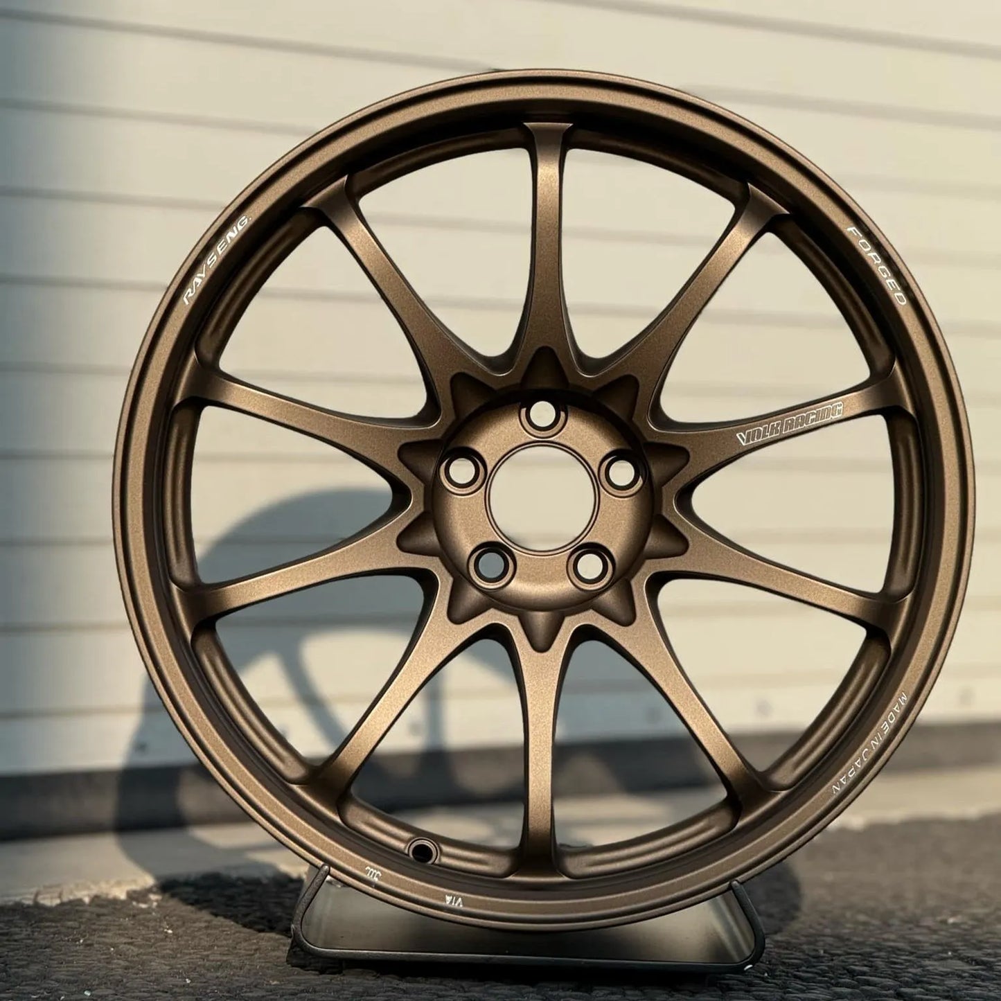 Volk Racing CE28N-Plus 18x9.5 +38 5x114.3 Blast Bronze (SET)