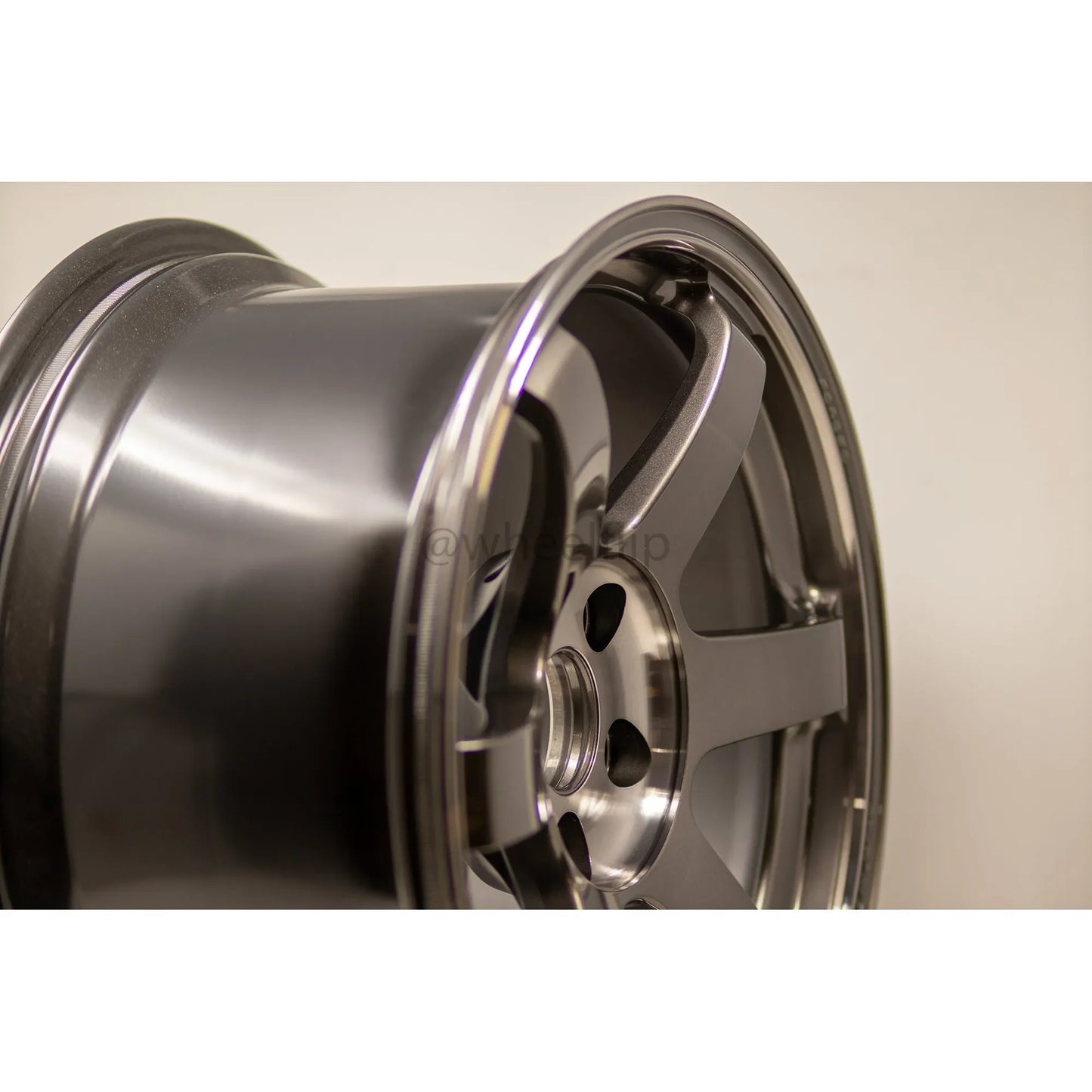 Volk Racing TE37 Saga SL 17x9.5 +40 5x114.3 Pressed Graphite (SET)
