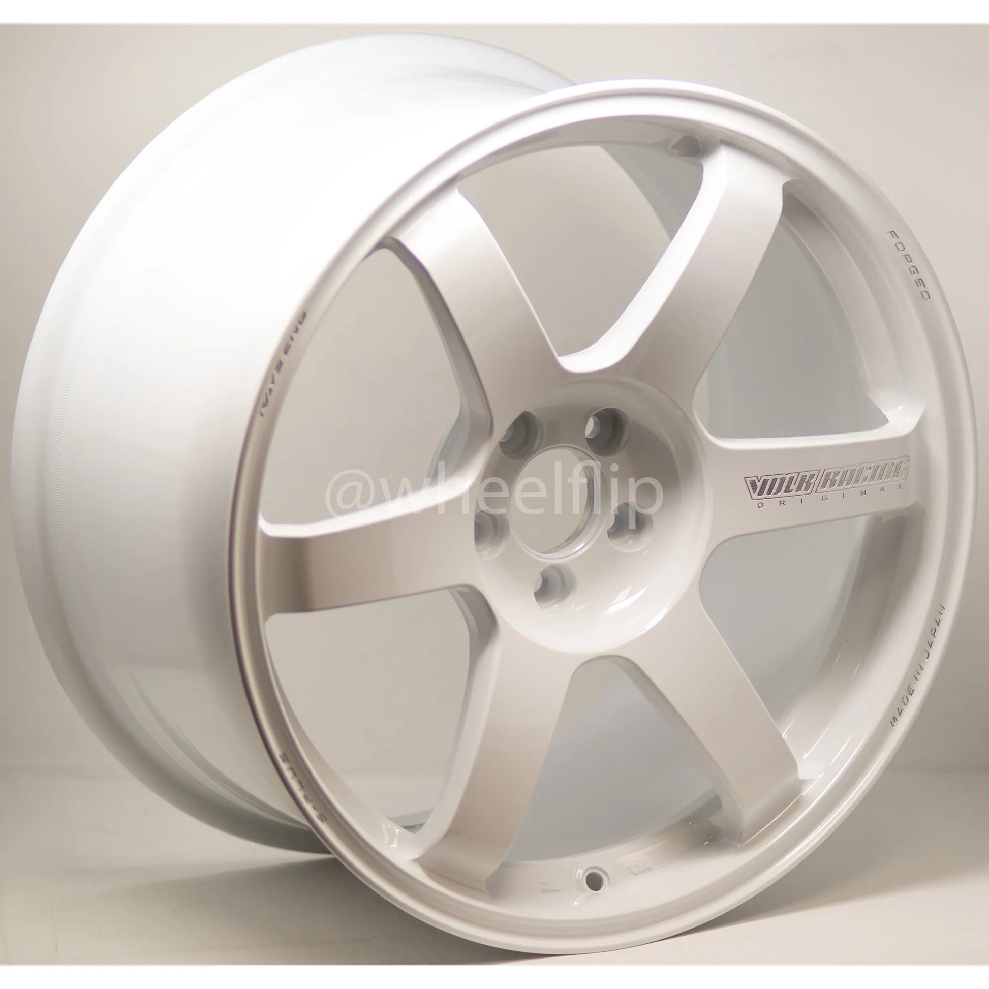 TE37 白 Volk Racing TE37 Saga 18x9.5 +43 5x100 White – WheelFlip