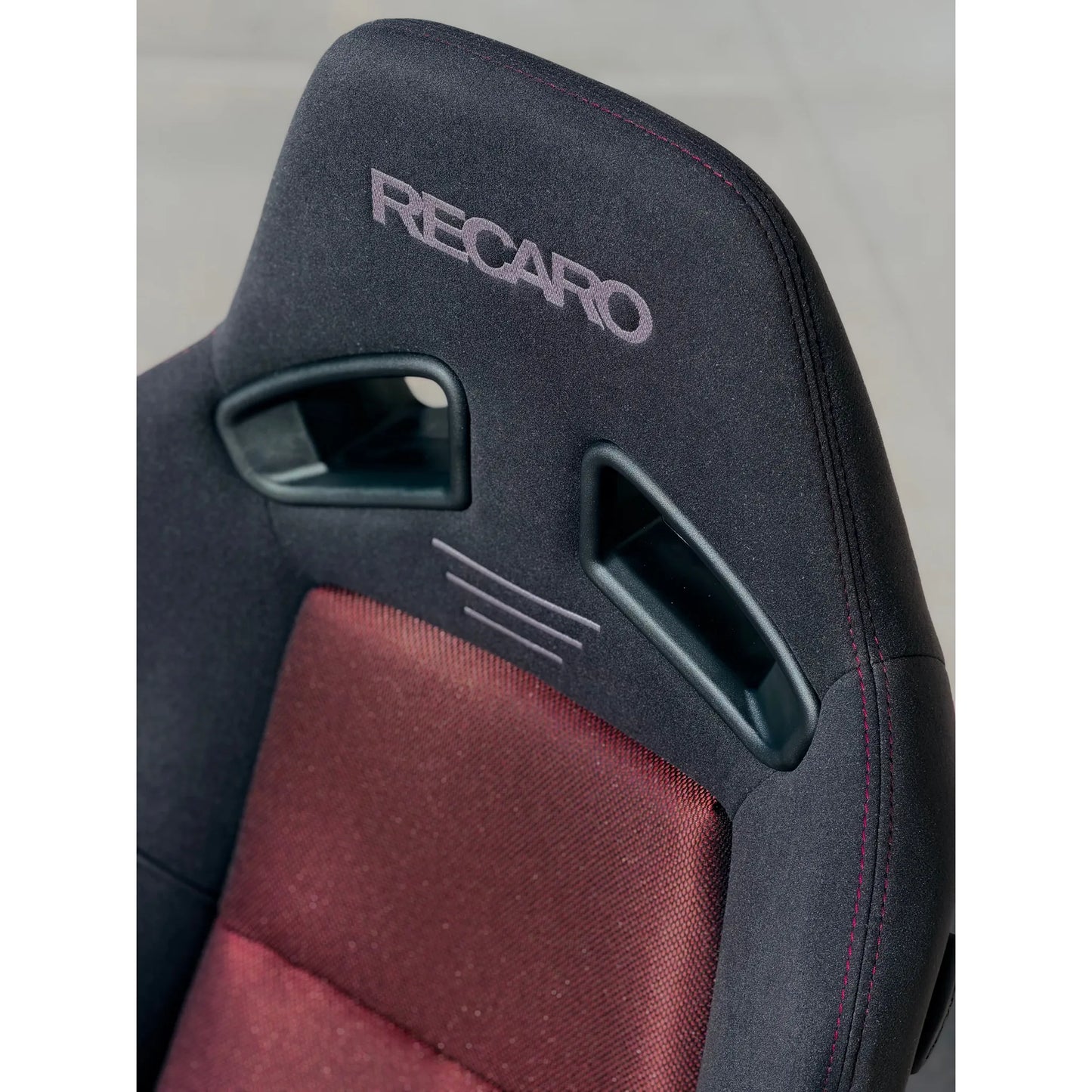 Recaro SR-7 GK100 Sport Seat - Kamui Black x Glass Mesh Red
