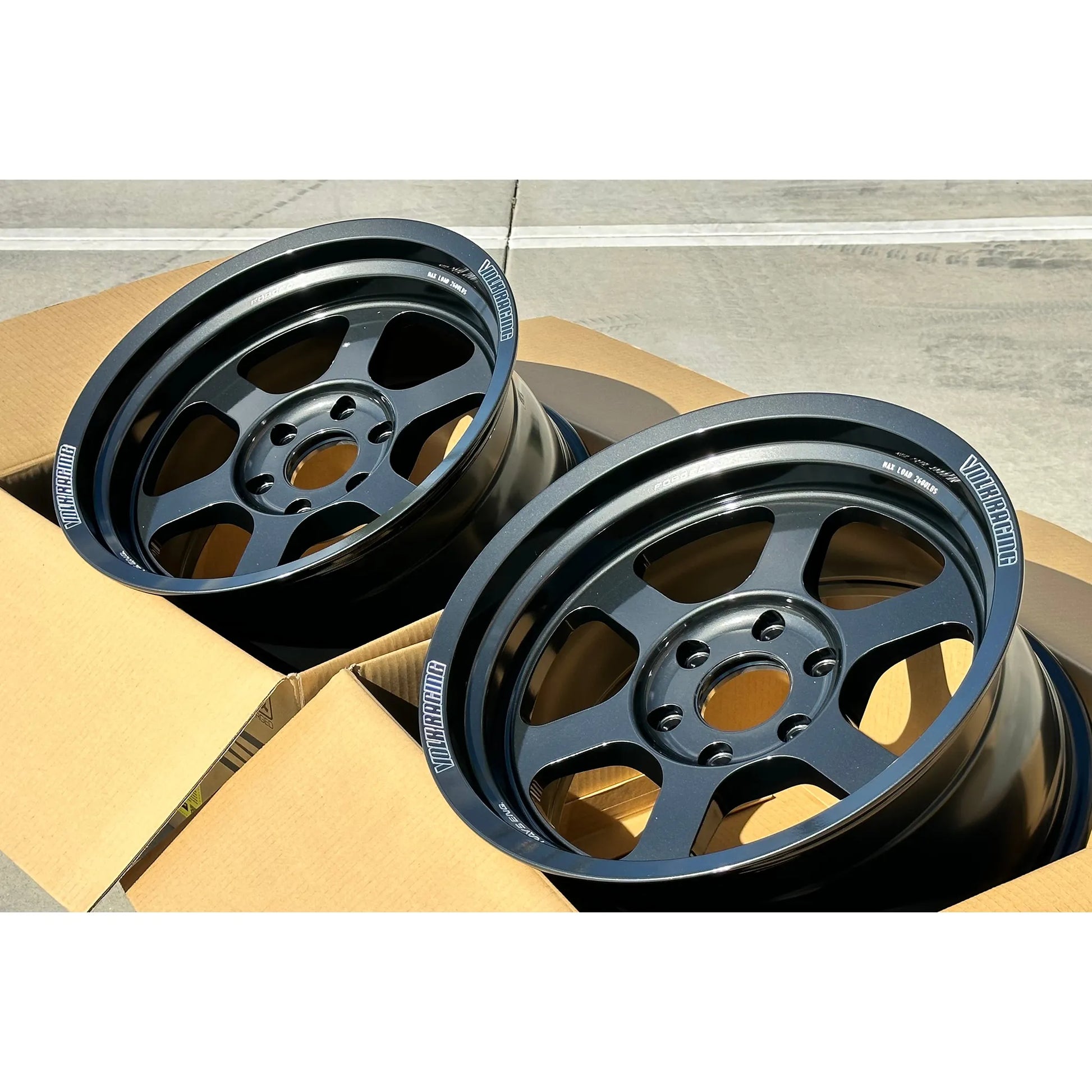 Volk Racing TE37XT M-Spec 18x9 -1 6x135 Diamond Black (SET)