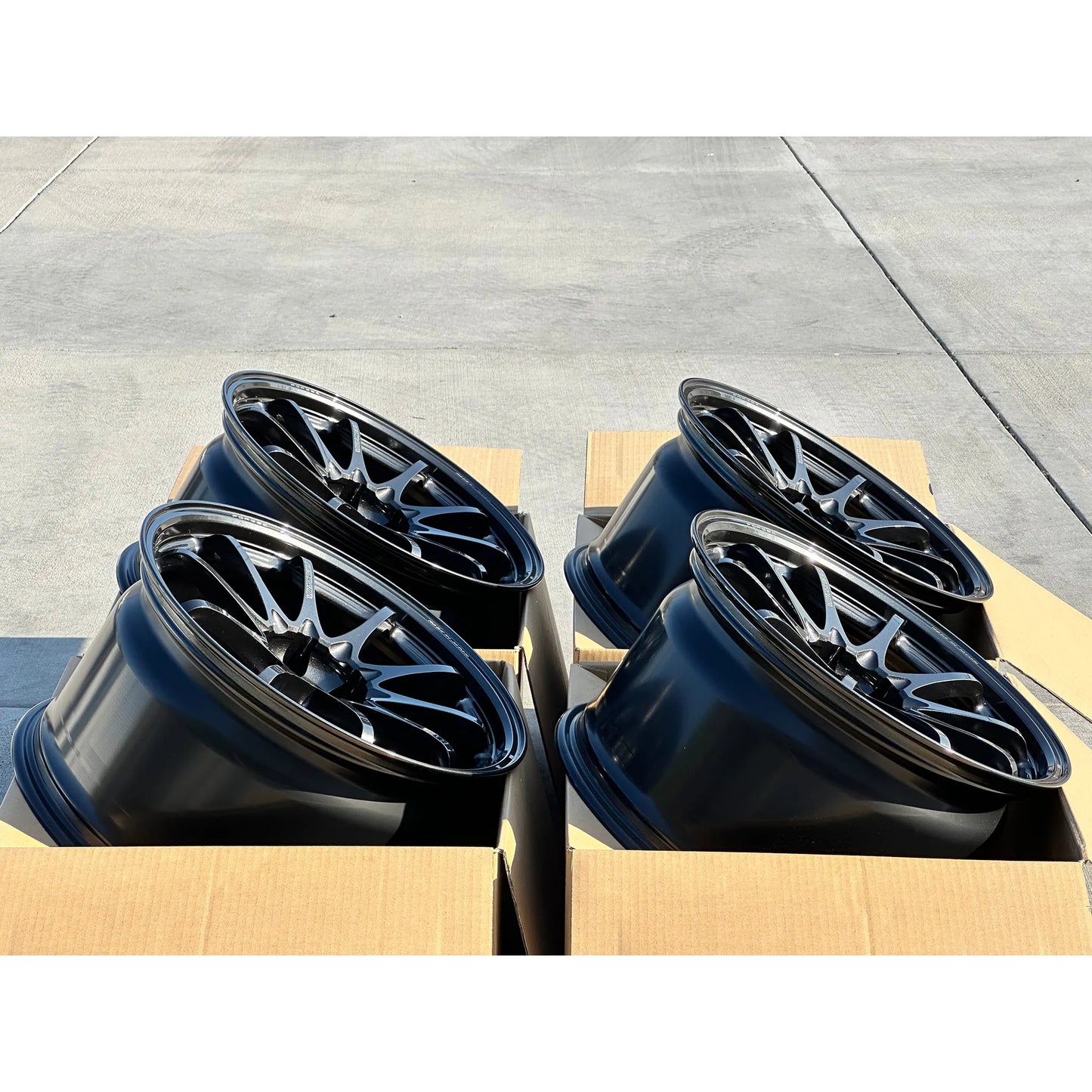 Volk Racing CE28N-Plus 18x10.5 +34 5x112 Diamond Dark Gunmetal (SET)