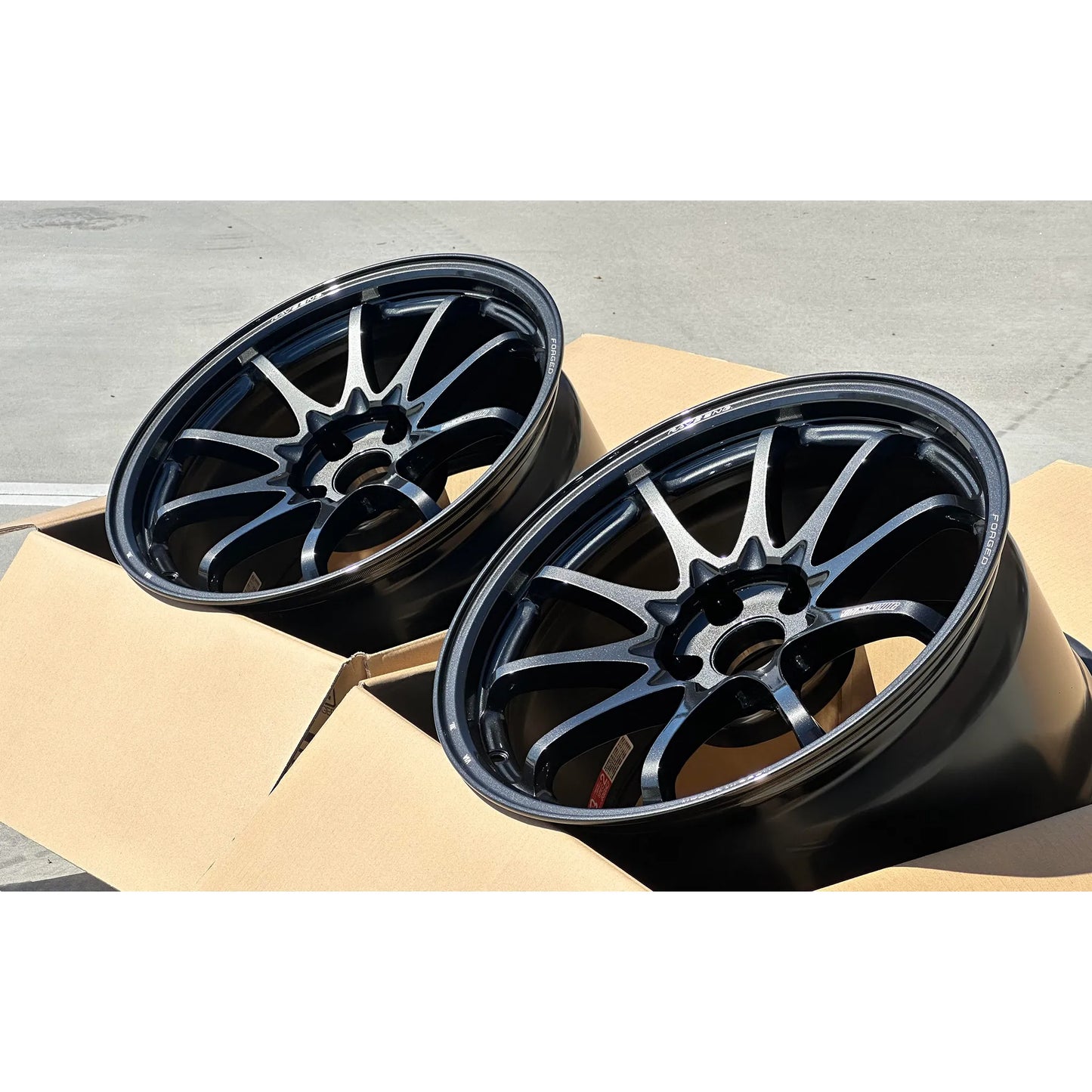 Volk Racing CE28N-Plus 18x10.5 +34 5x112 Diamond Dark Gunmetal (SET)