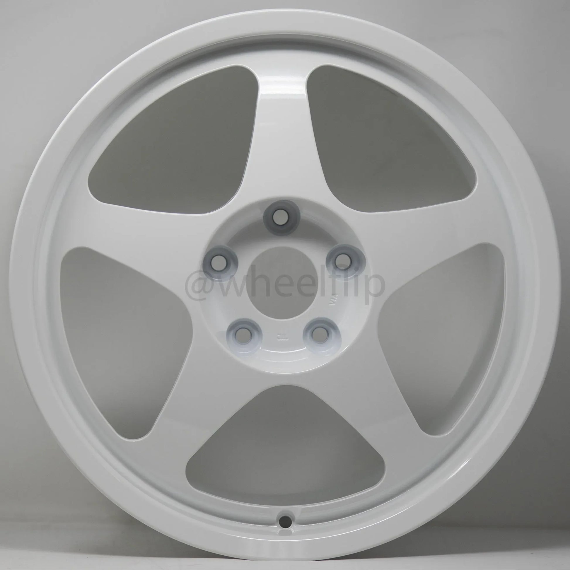 Desmond Regamaster EVO II Tarmac 17x9.5 +46 5x114.3 Gloss White (SET)