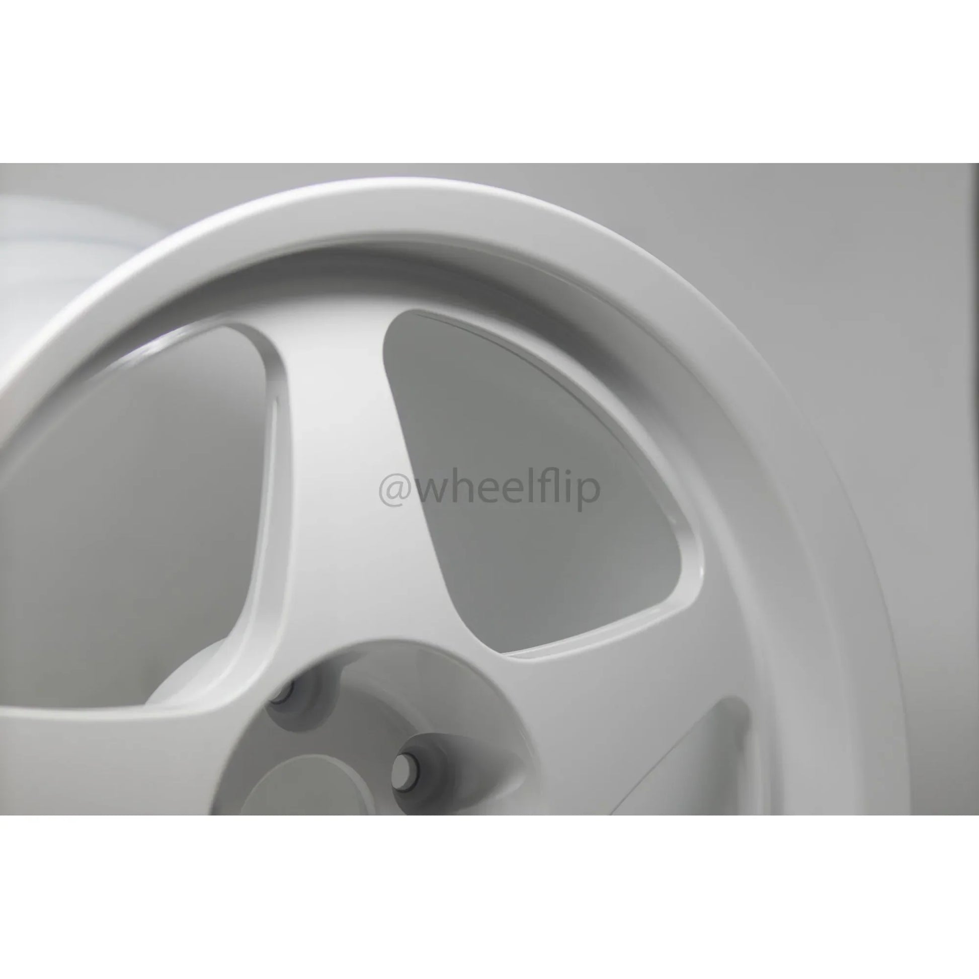 Desmond Regamaster EVO II Tarmac 17x9.5 +46 5x114.3 Gloss White (SET)