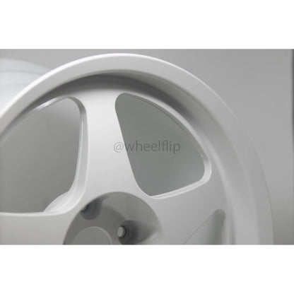 Desmond Regamaster EVO II Tarmac 17x9.5 +46 5x114.3 Gloss White (SET)
