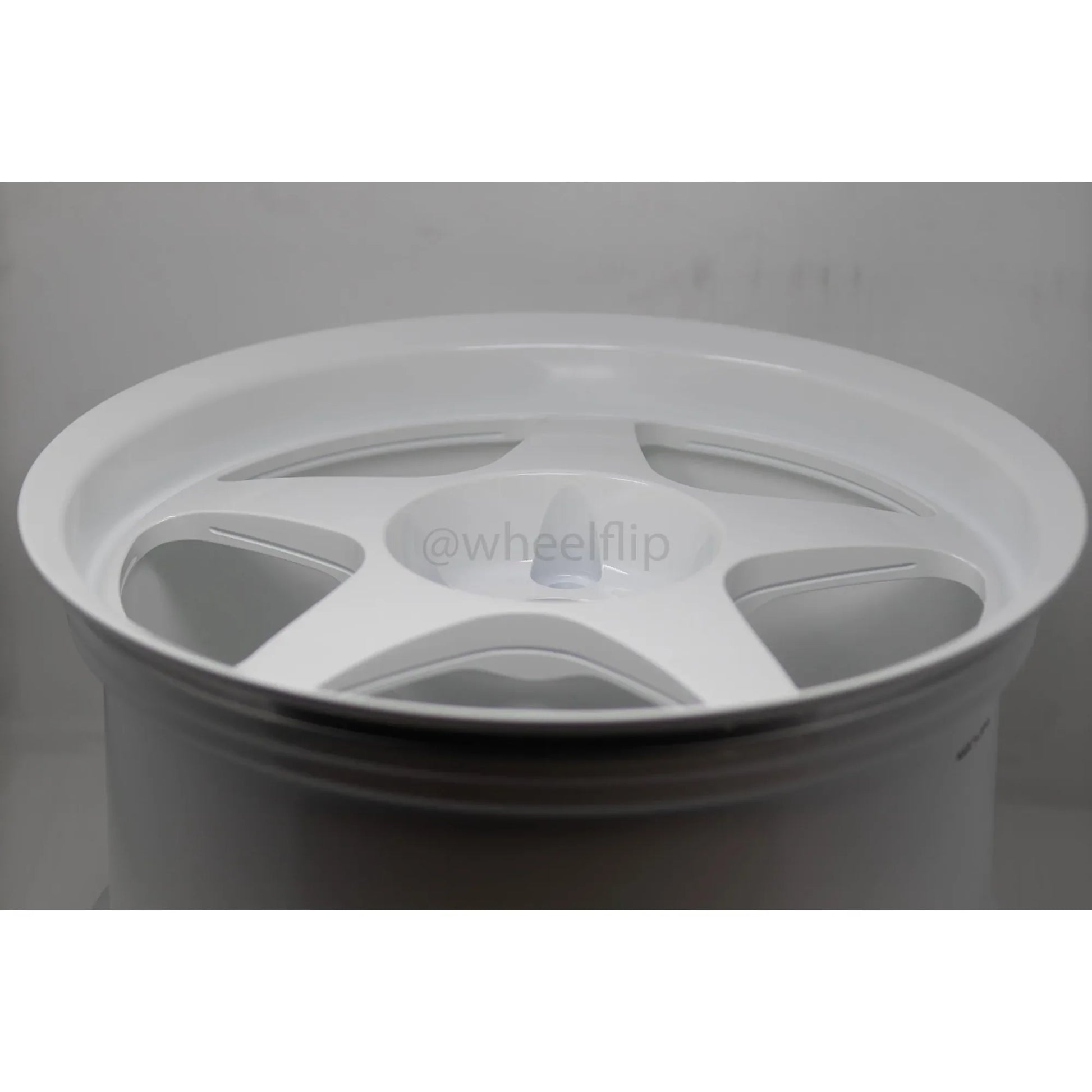 Desmond Regamaster EVO II 17x9.5 +46 5x114.3 Gloss White – WheelFlip