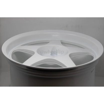 Desmond Regamaster EVO II Tarmac 17x9.5 +46 5x114.3 Gloss White (SET)
