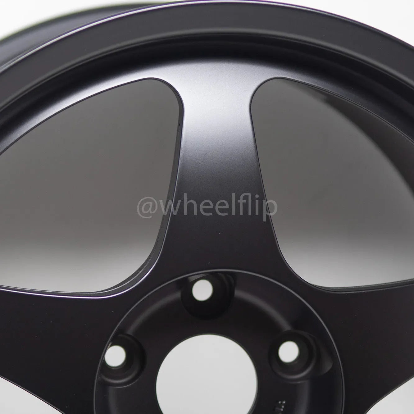 Desmond Regamaster EVO II Tarmac 17x9.5 +46 5x114.3 Satin Black (SET)