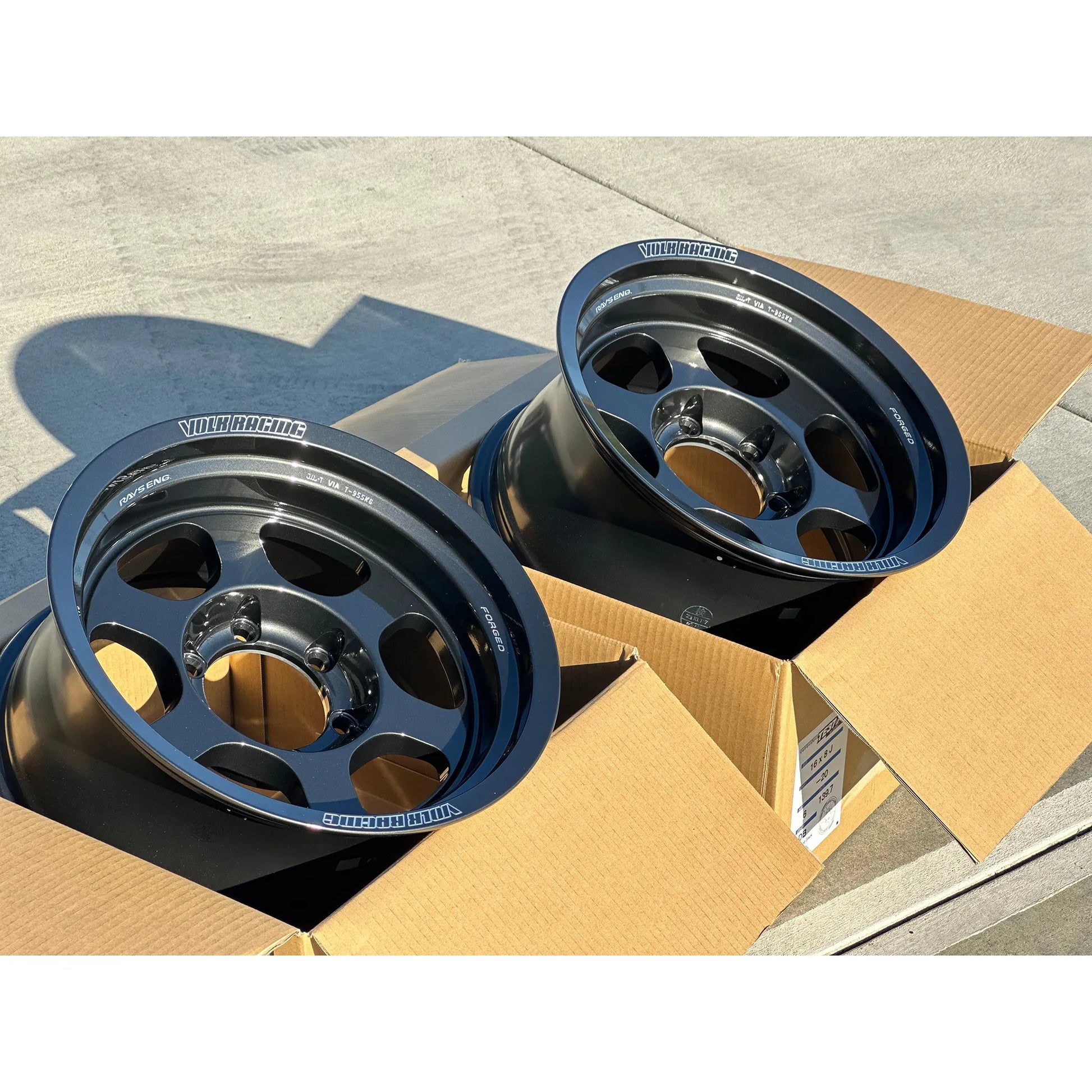 Volk Racing TE37XT M-Spec 16x8 -20, 6x139.7 Diamond Black (SET)