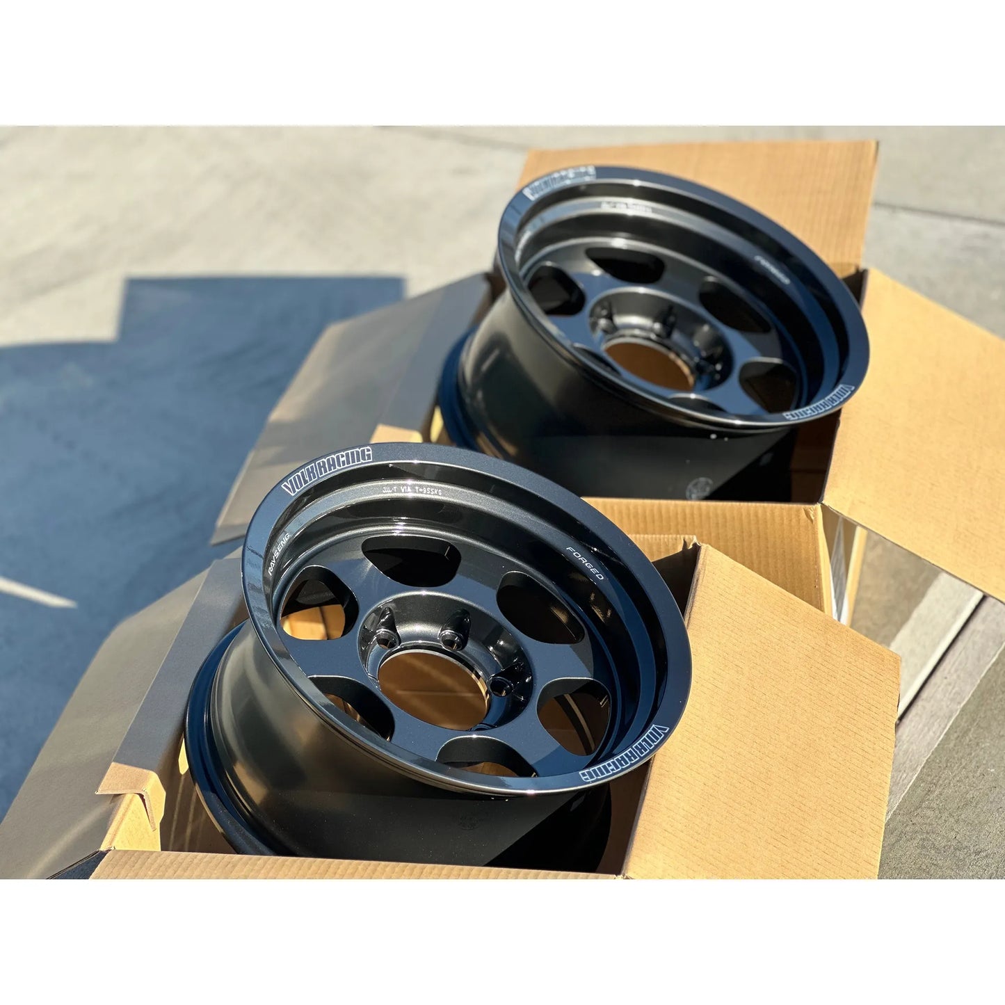 Volk Racing TE37XT M-Spec 16x8 -20, 6x139.7 Diamond Black (SET)