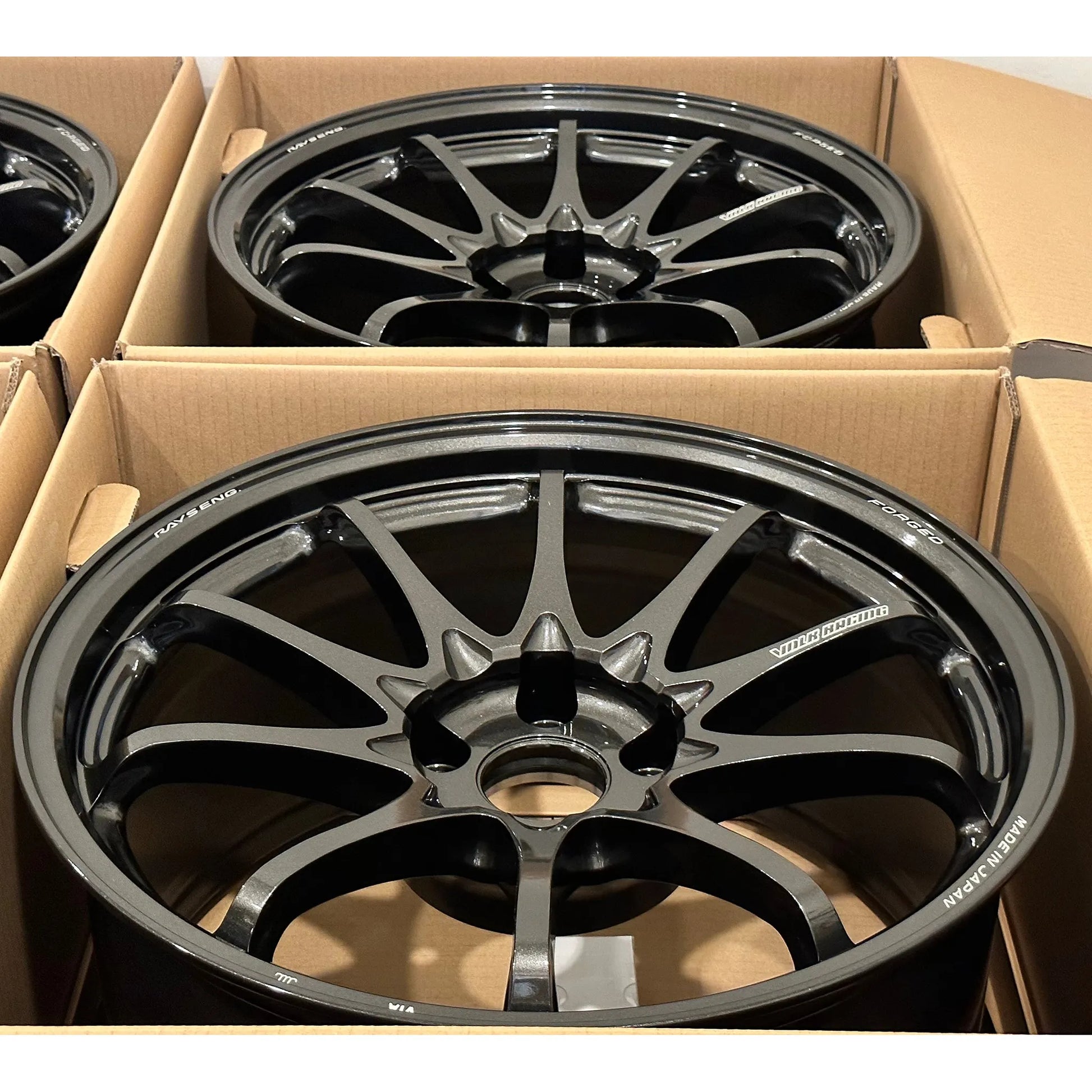 Volk Racing CE28N-Plus 18x9.5 +12 5x114.3 Diamond Dark Gunmetal (SET)