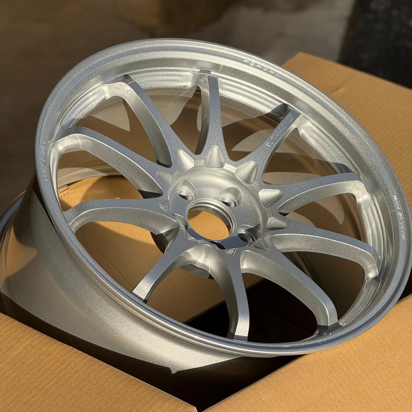 Volk Racing CE28N-Plus 18x9.5 +41 5x100 Diamond Silver (SET)