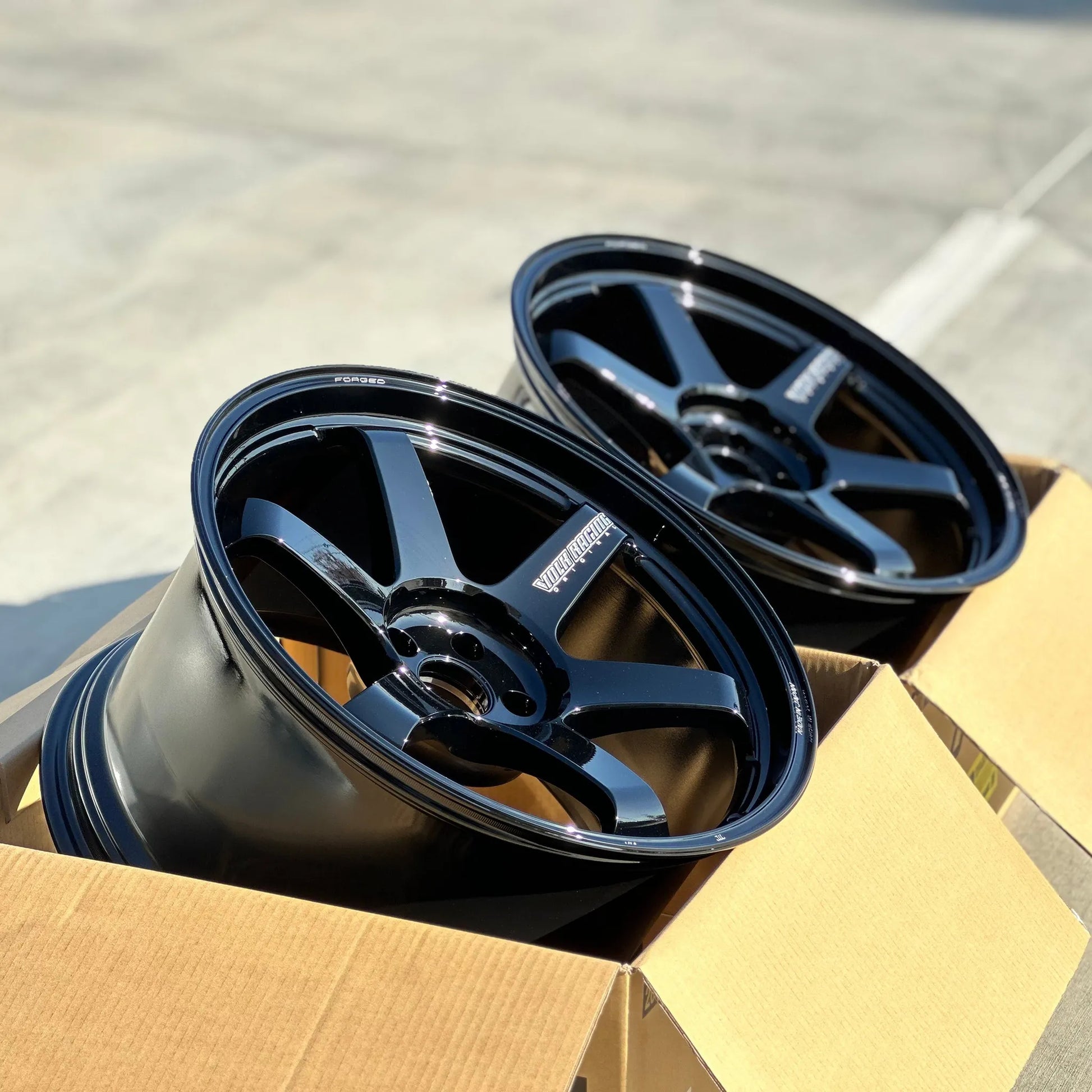 Volk Racing TE37 Ultra M-Spec 20x10 +15, 20x11 +15 5x112 Black (SET)