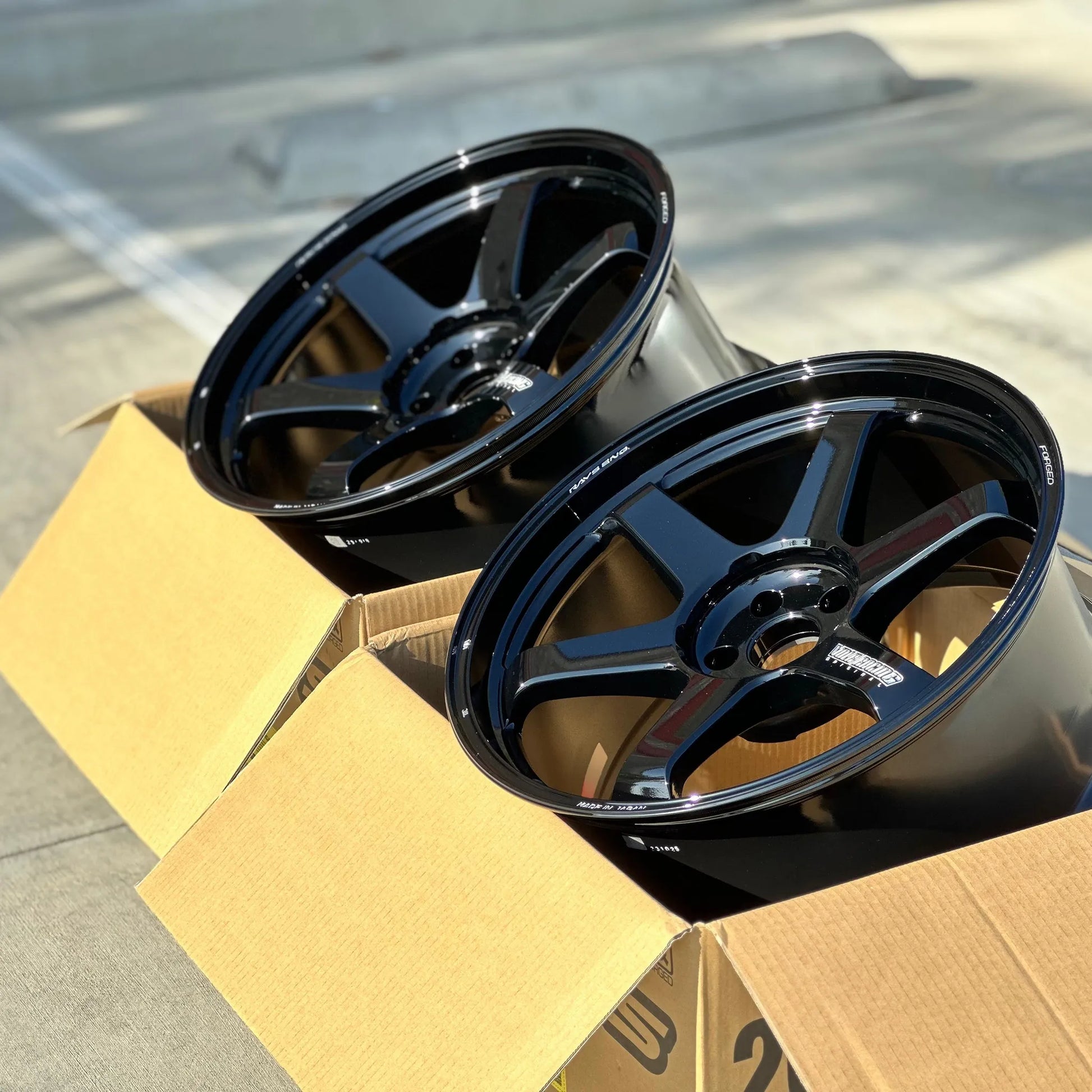 Volk Racing TE37 Ultra M-Spec 20x10 +15, 20x11 +15 5x112 Black (SET)