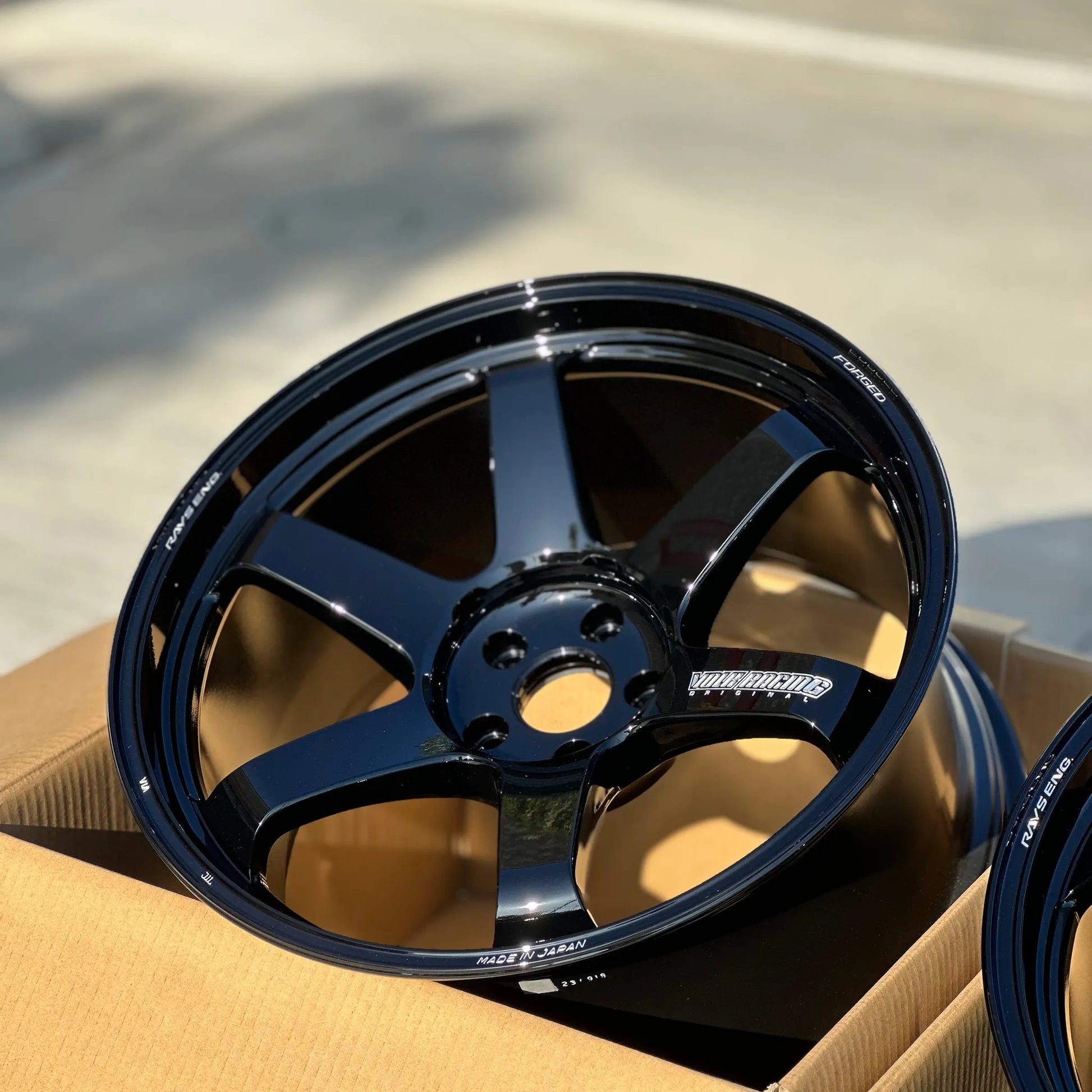 Volk Racing TE37 Ultra M-Spec 20x10 +15, 20x11 +15 5x112 Black (SET)