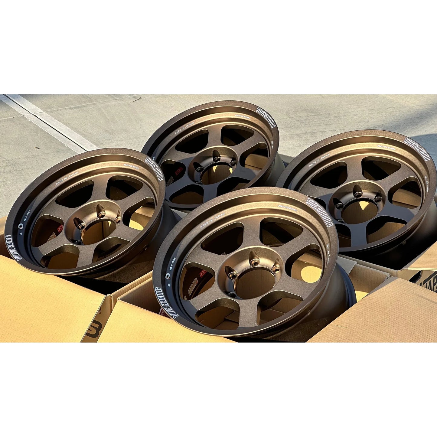 Volk Racing TE37XT M-Spec 18x9 -1 6x135 Bronze (SET)