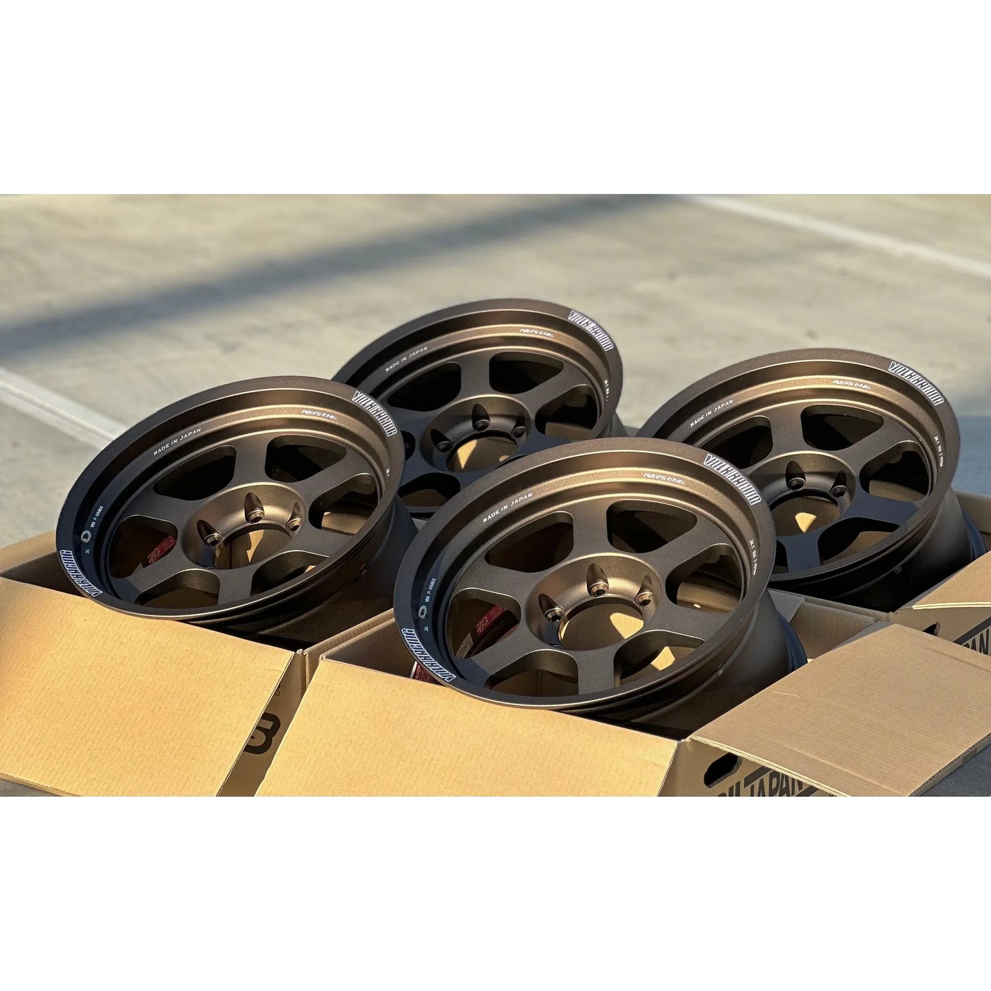 Volk Racing TE37XT M-Spec 18x9 -1 6x135 Bronze (SET)