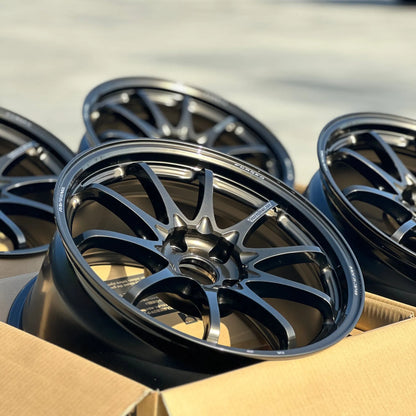 Volk Racing CE28N-Plus 18x9.5 +38 5x114.3 Shining Bronze Metal (SET)