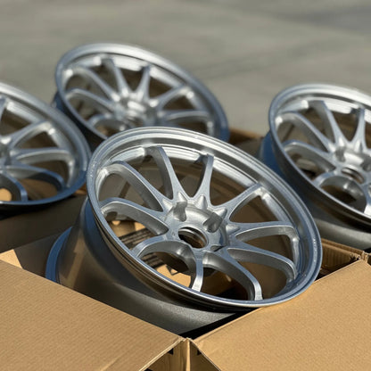 Volk Racing CE28N-Plus 18x9.5 +22 5x114.3 Diamond Silver (SET)