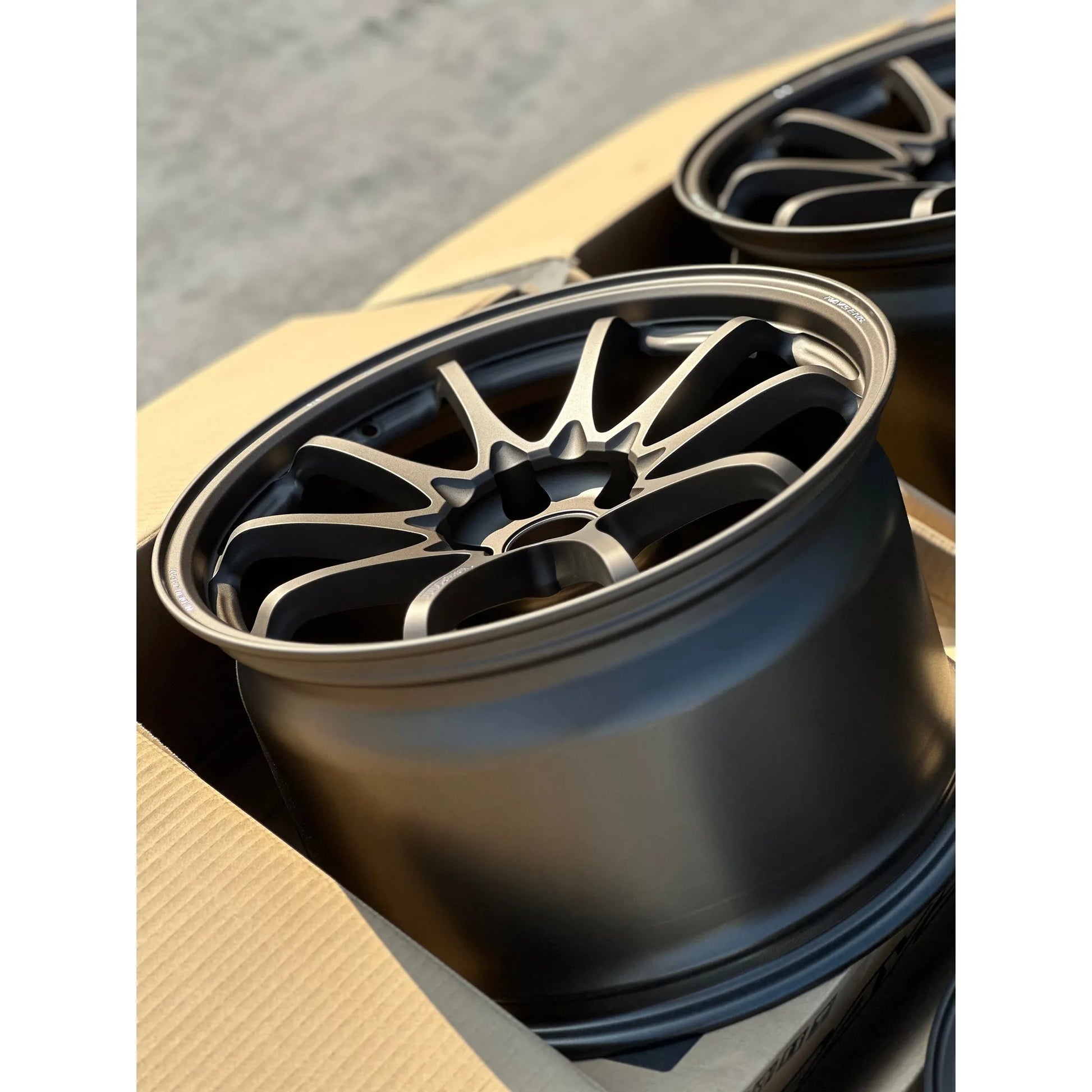 Volk CE28N-Plus 18x11 +34 5x112 Blast Bronze - WheelFlip