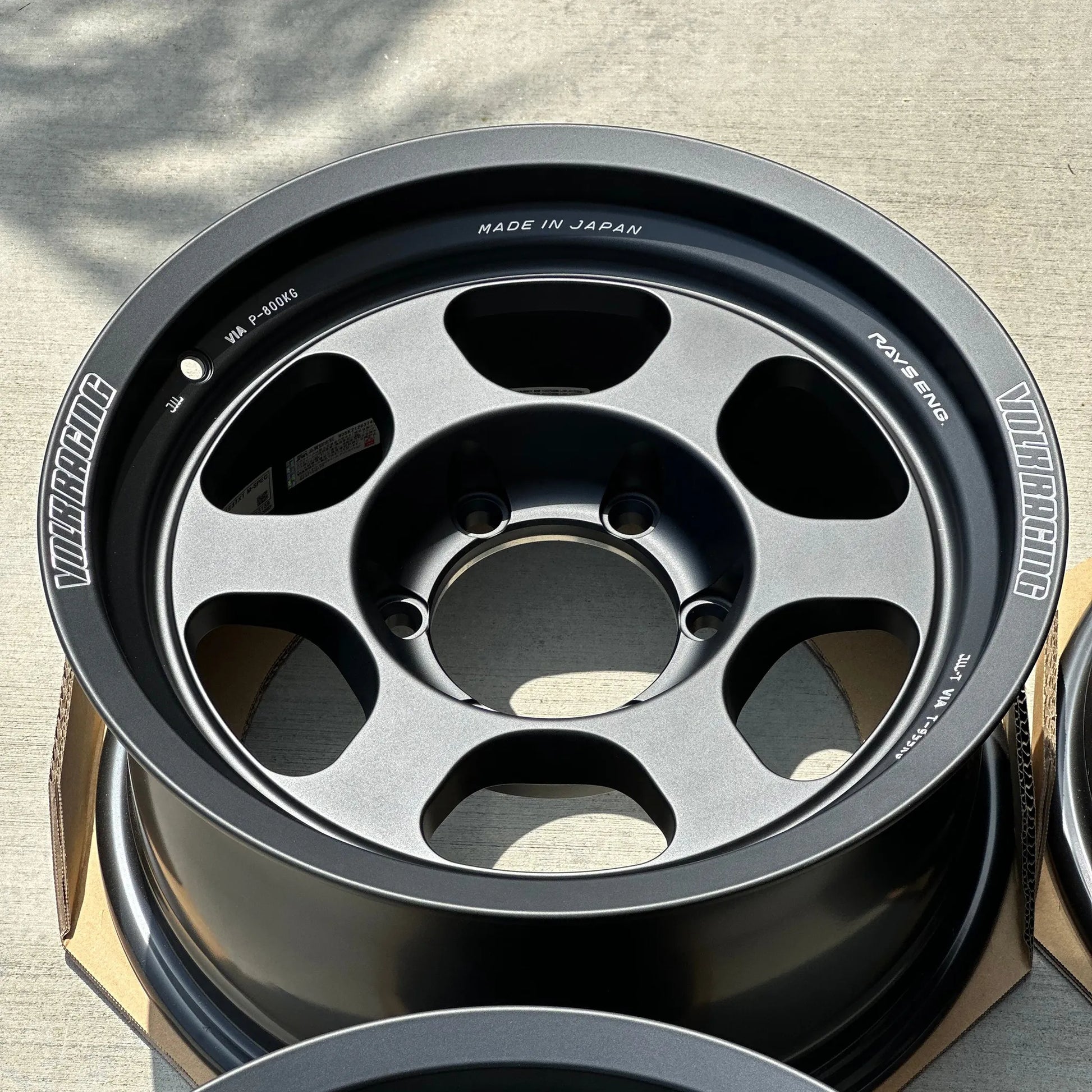 Volk Racing TE37XT M-Spec 16x8 +0 6x139.7 Blast Black (SET)