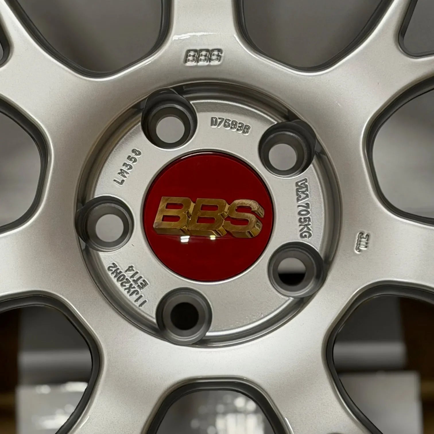 BBS LM-R 20x10 +12, 20x11 +14 5x112 Diamond Silver (SET)