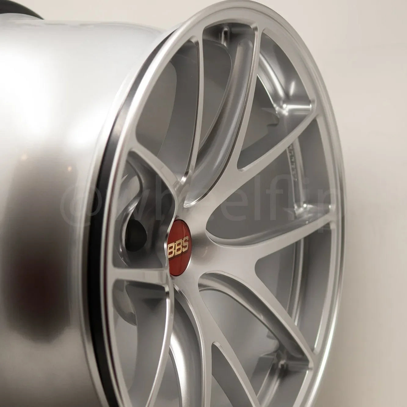 BBS RI-A 18x10 +25, 18x11 +37 5x120 Diamond Silver (SET)