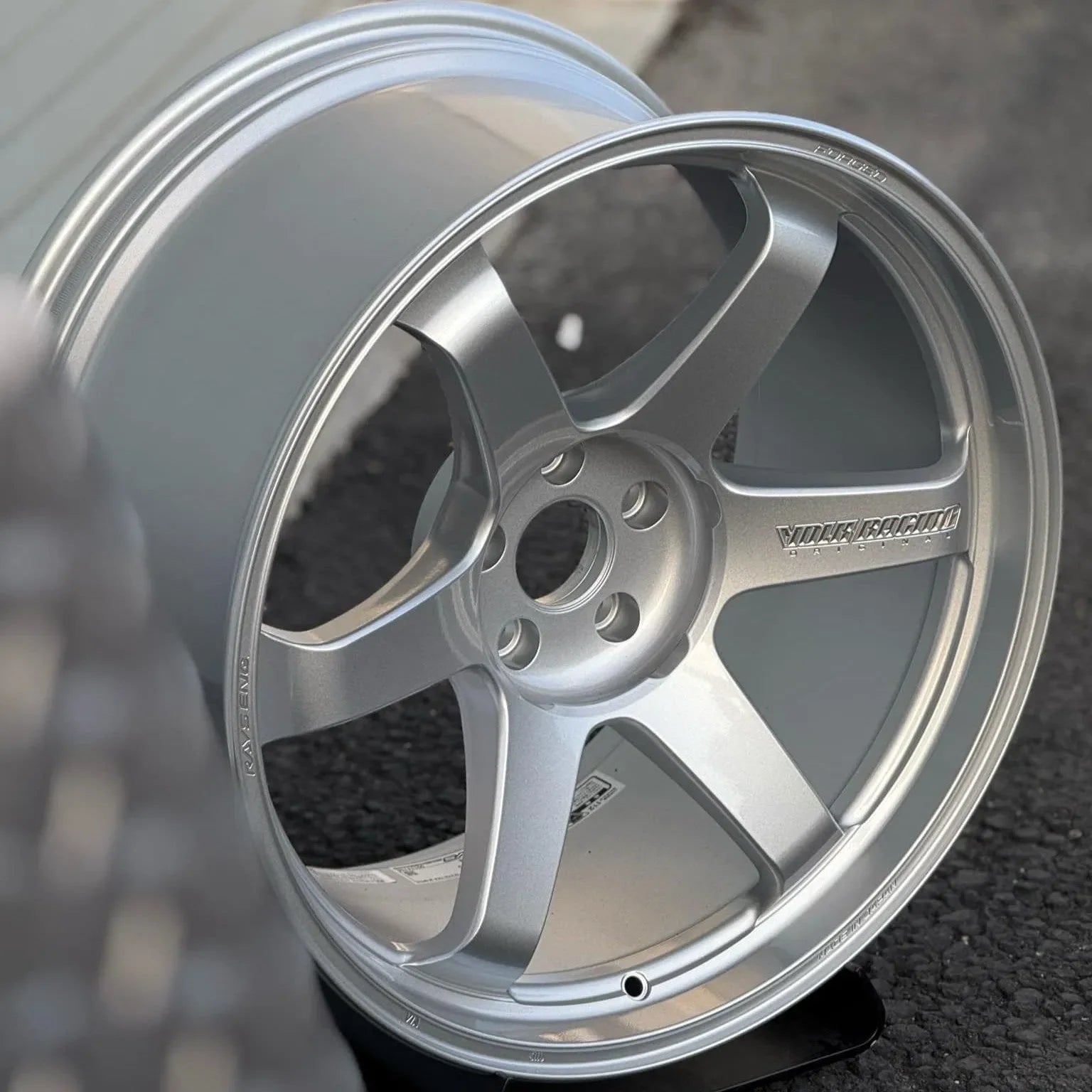 Volk Racing TE37 Ultra M-Spec 20x10 +15, 20x11 +15 5x112 Diamond Silver (SET)