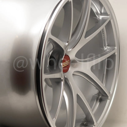 BBS RI-A 18x10.5 +22 5x120 Diamond Silver (SET)