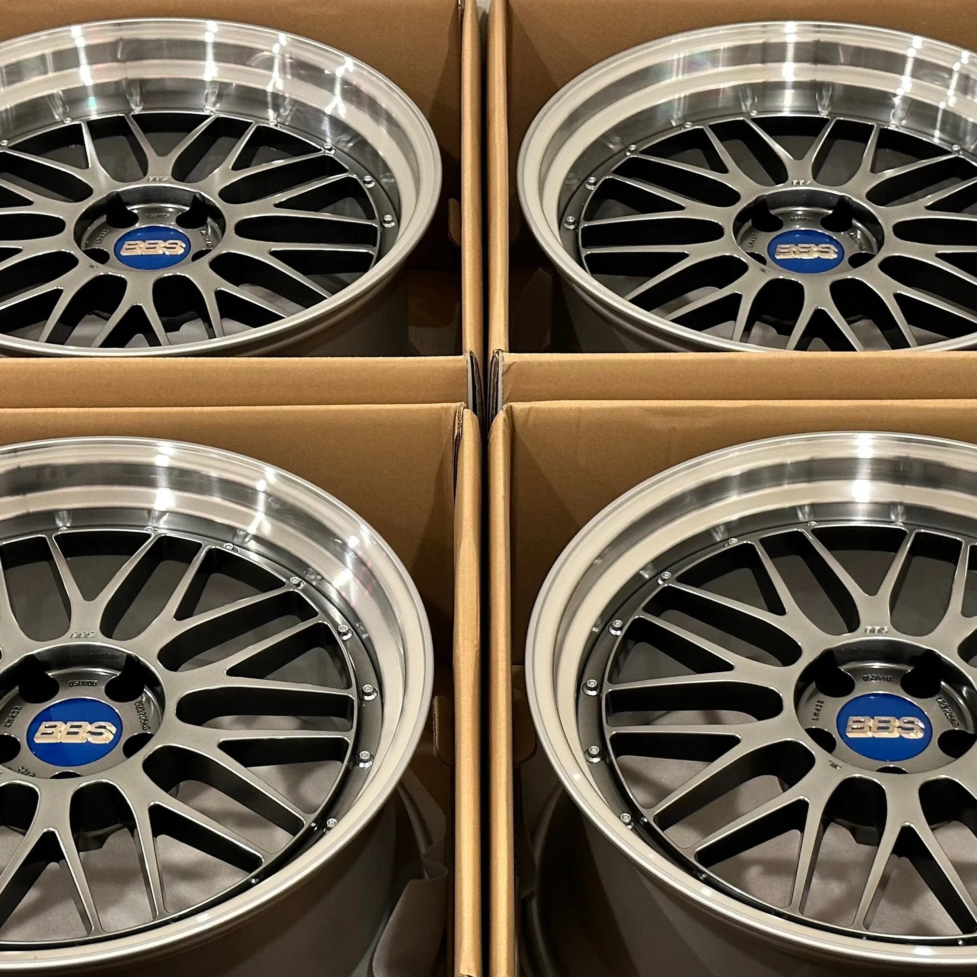 BBS LM 20x9.5 +8, 20x10.5 +15 5x112 Diamond Black (SET)