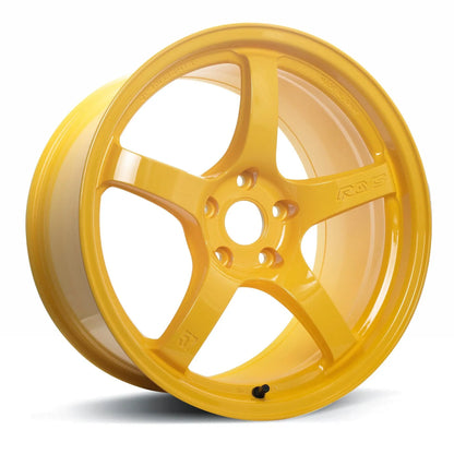 Gram Lights 57CR 18x9.5 +22 5x114.3 Mach Yellow (SET)