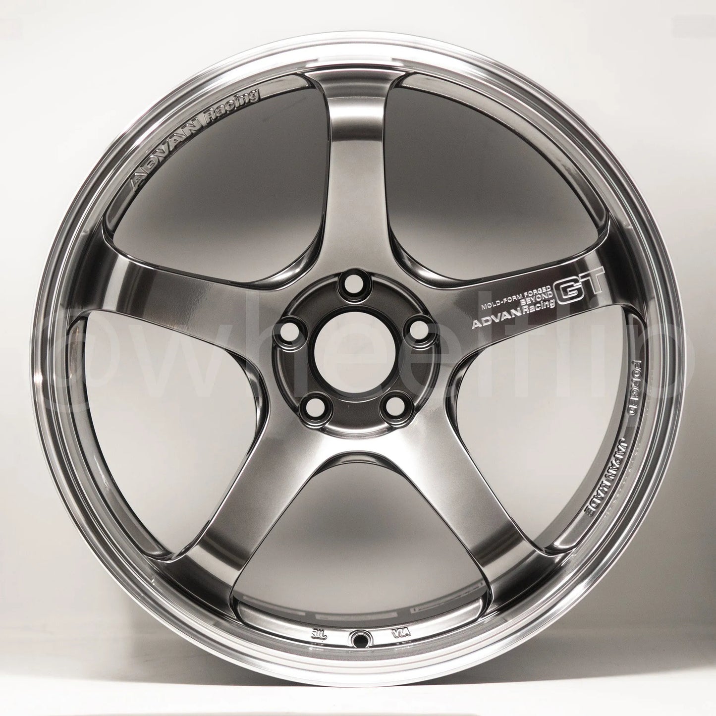 Advan GT Beyond 19x9.5 5x112 Machining Black - WheelFlip