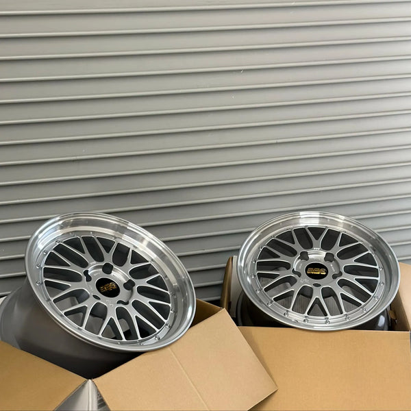 BBS LM 18x8.5 +56 5x130 Diamond Silver Wheels for Porsche 993