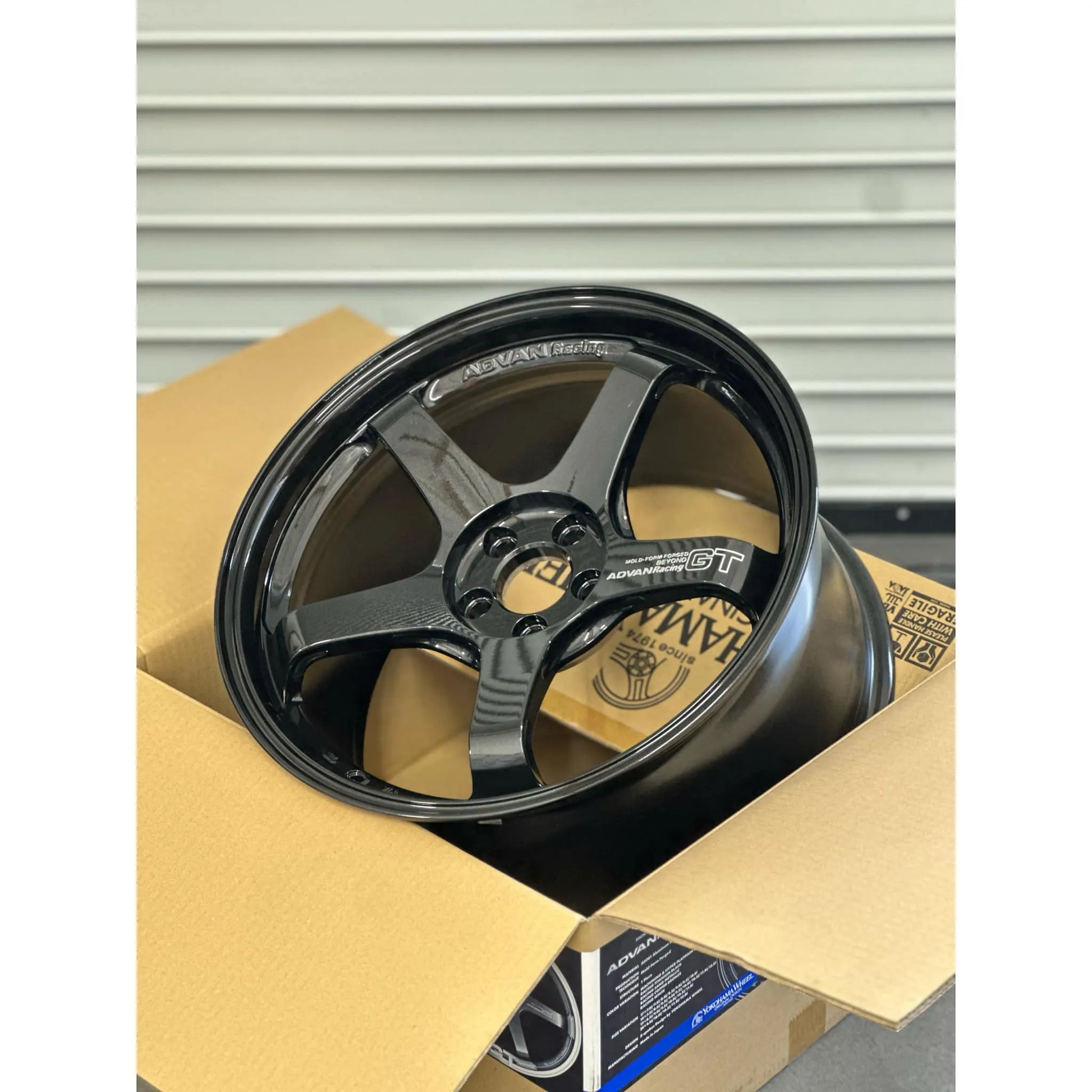 Advan GT Beyond 18x9.5 +45 5x100 Titanium Black (SET)