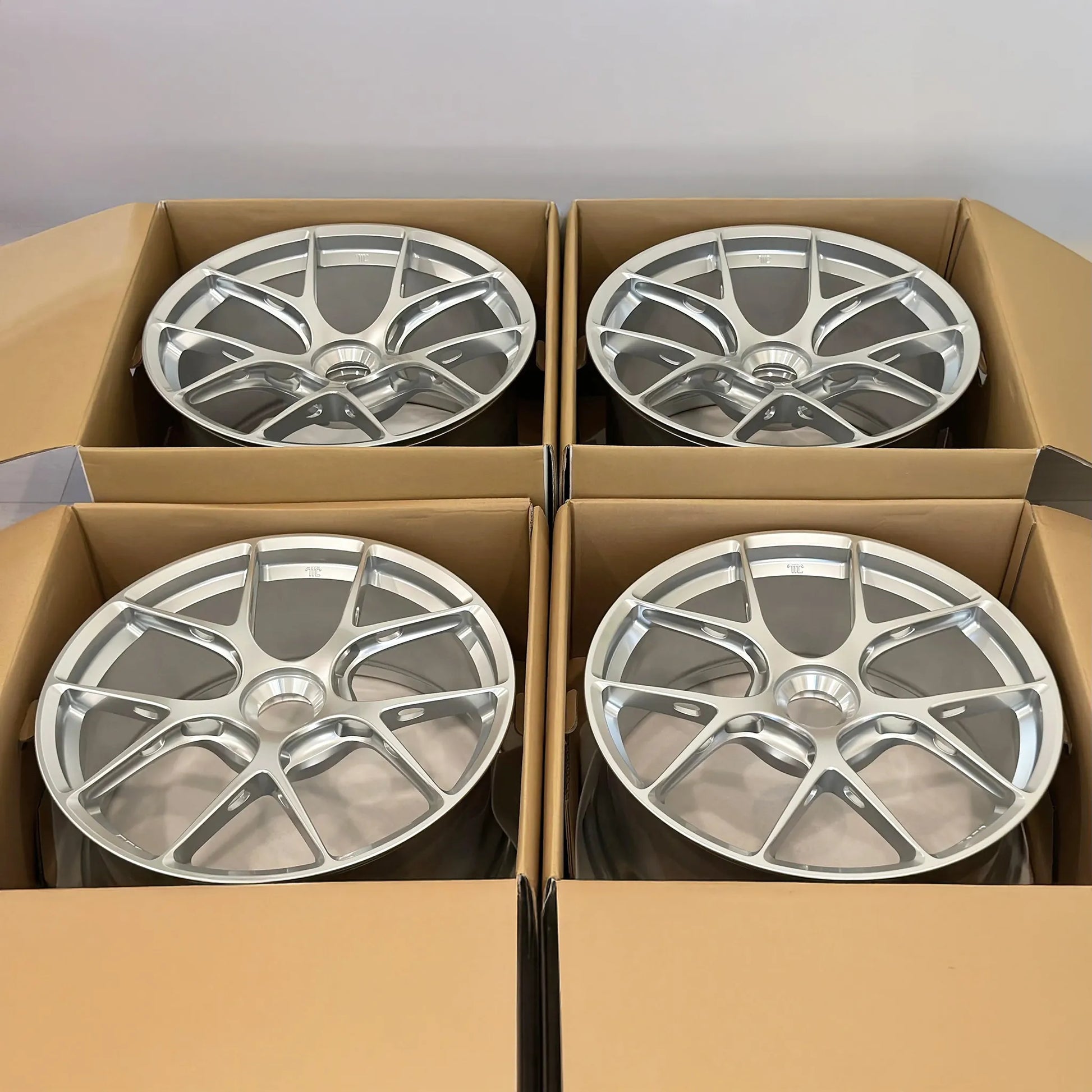 BBS FI-R 20x9 +52, 20x12 +44 CL Diamond Silver (SET)