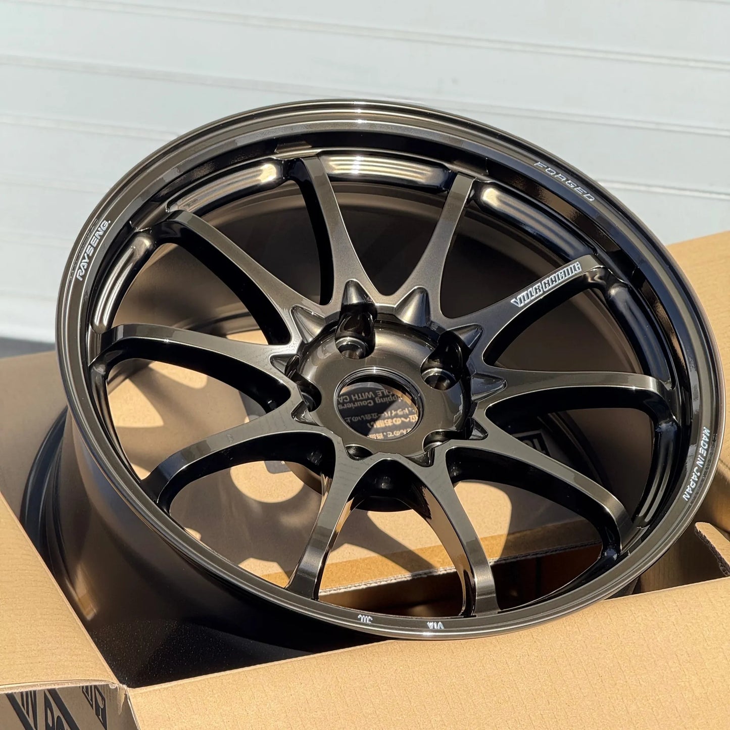 Volk Racing CE28N-Plus 18x9.5 +38 5x120 Shining Bronze Metal (SET)