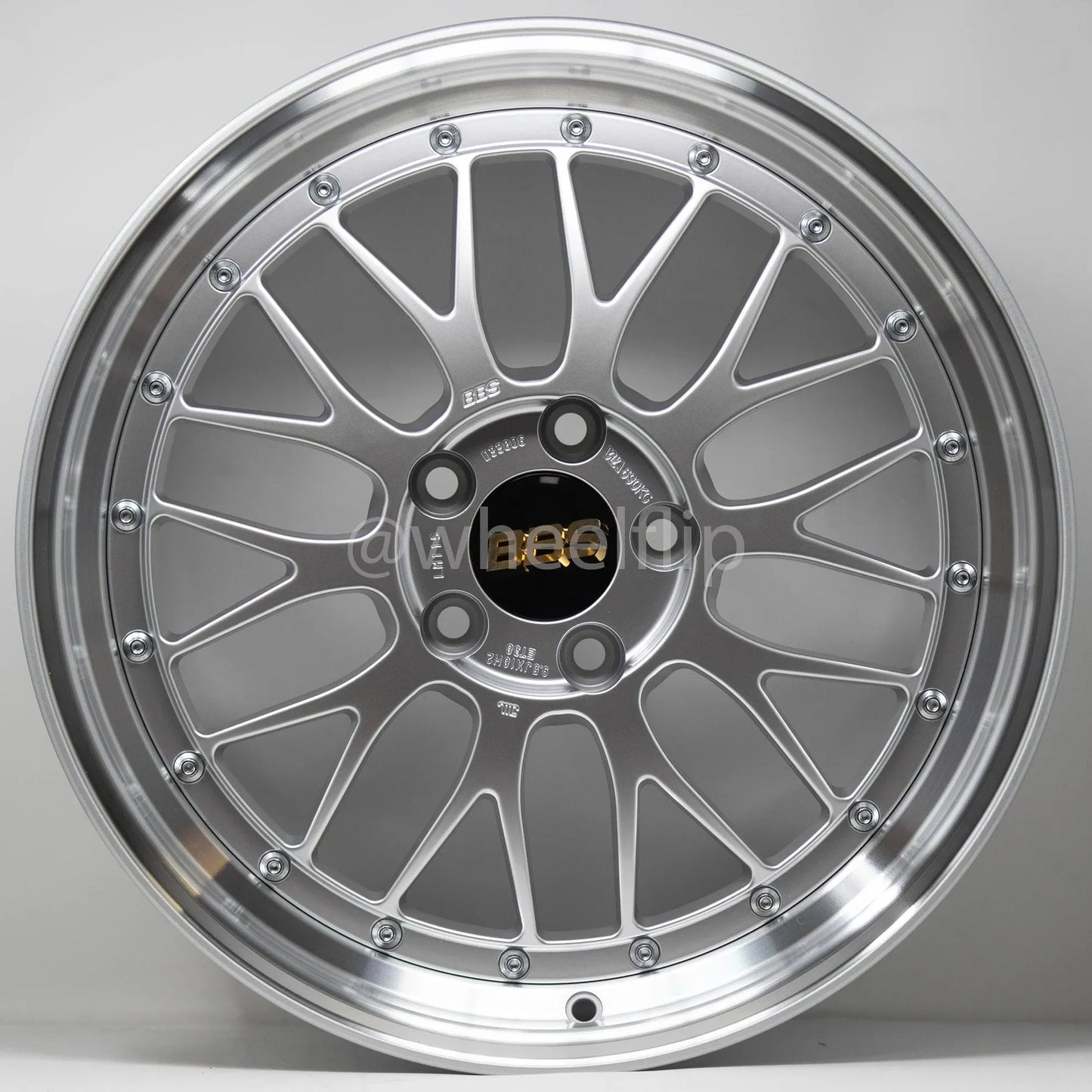 BBS LM 18x9.5 +38 5x114.3 Diamond Silver (SET)