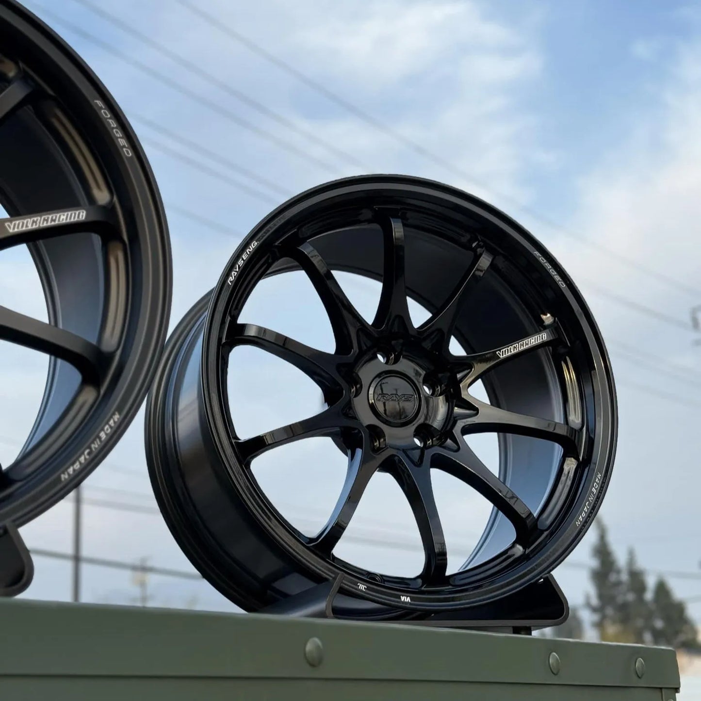 Volk Racing CE28N-Plus 18x9.5 +22 5x114.3 Black (SET)
