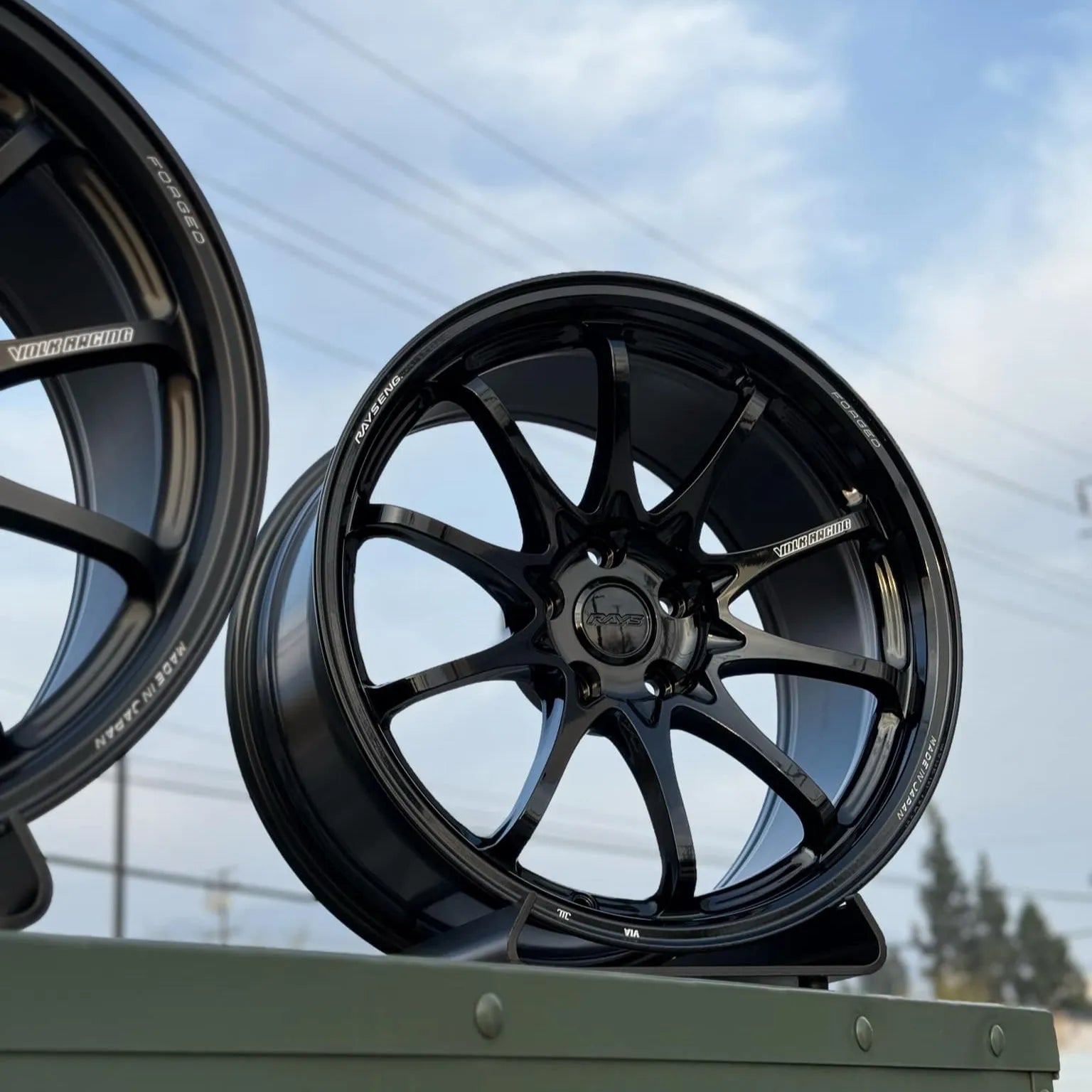 Volk Racing CE28N-Plus 18x9.5 +22 5x114.3 Black (SET)