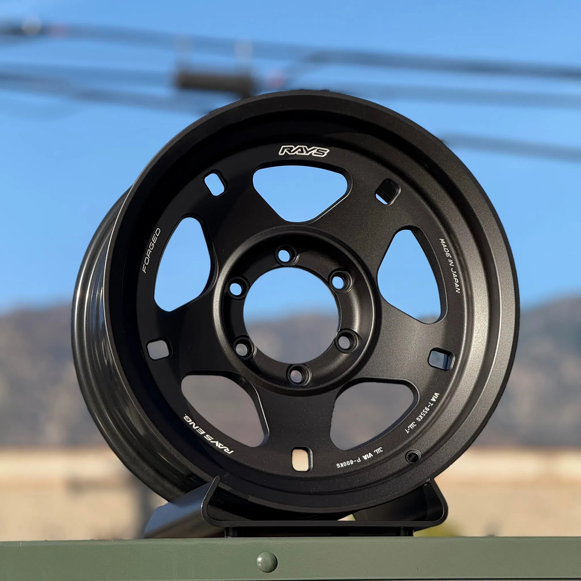 Rays Offroad 05X 17x8.5 -10 6x139.7 Blast Black 2 (SET)