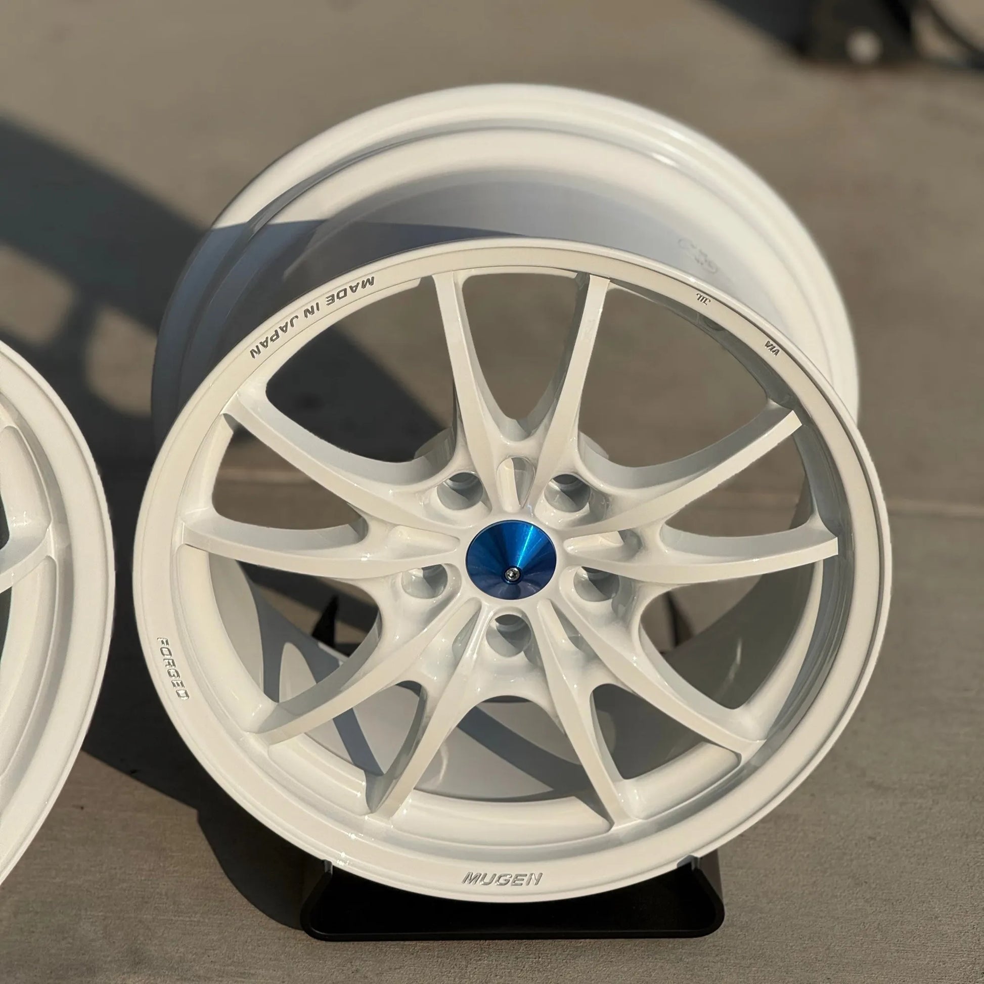 Mugen MF10 17x8.5 +40 & 18x10.5 +45 White - WheelFlip