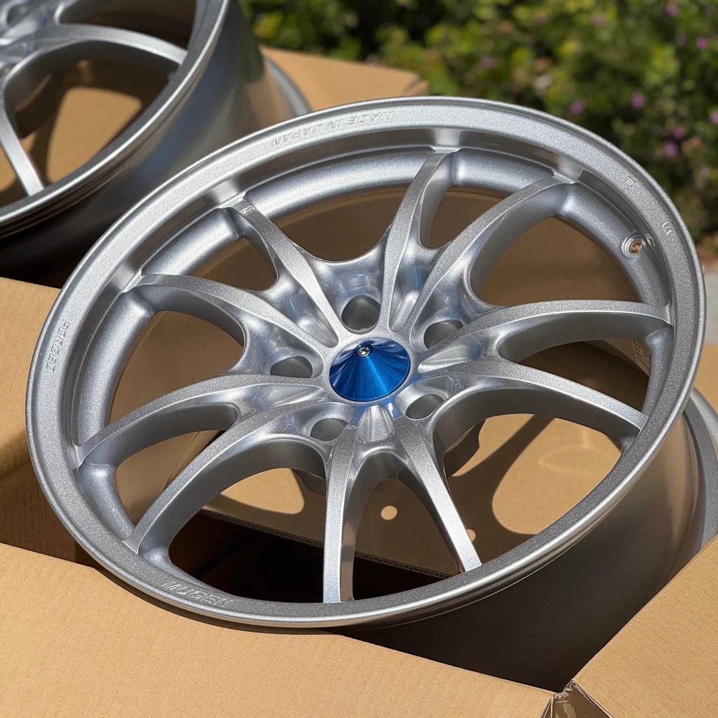 Mugen MF10 17x8.5 +40, 18x10.5 +45 5x114.3 Silver (SET)