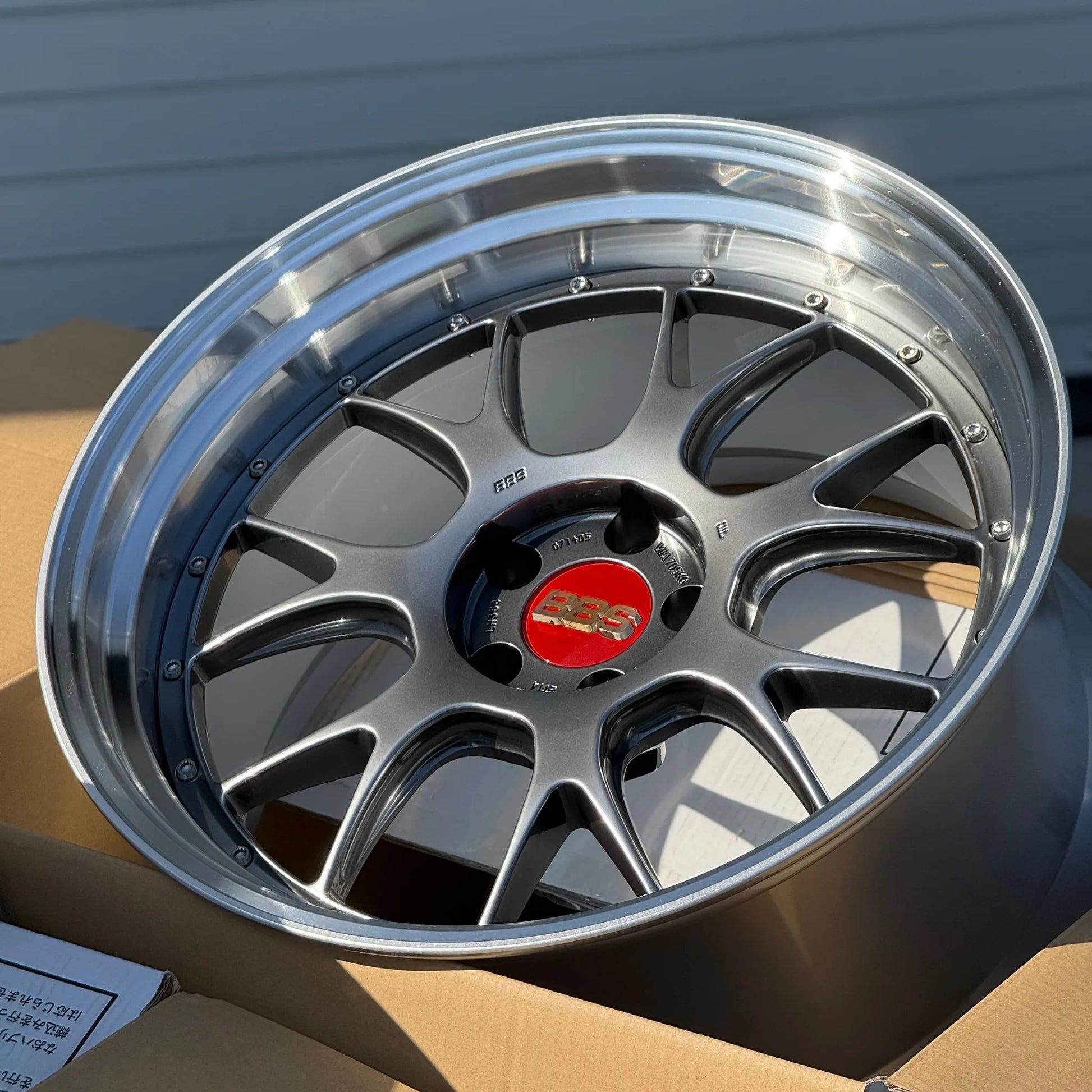 BBS LM-R 20x10 +12, 20x11 +14 5x112 Diamond Black (SET)