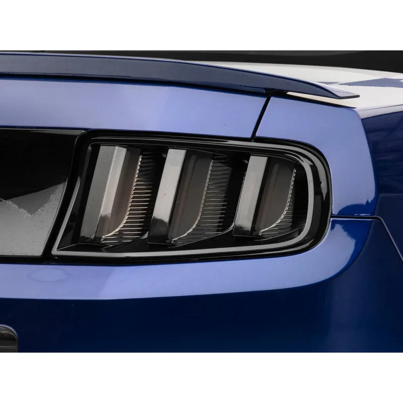 Raxiom V2 Tail Lights | Ford Mustang 05-14 (408606)